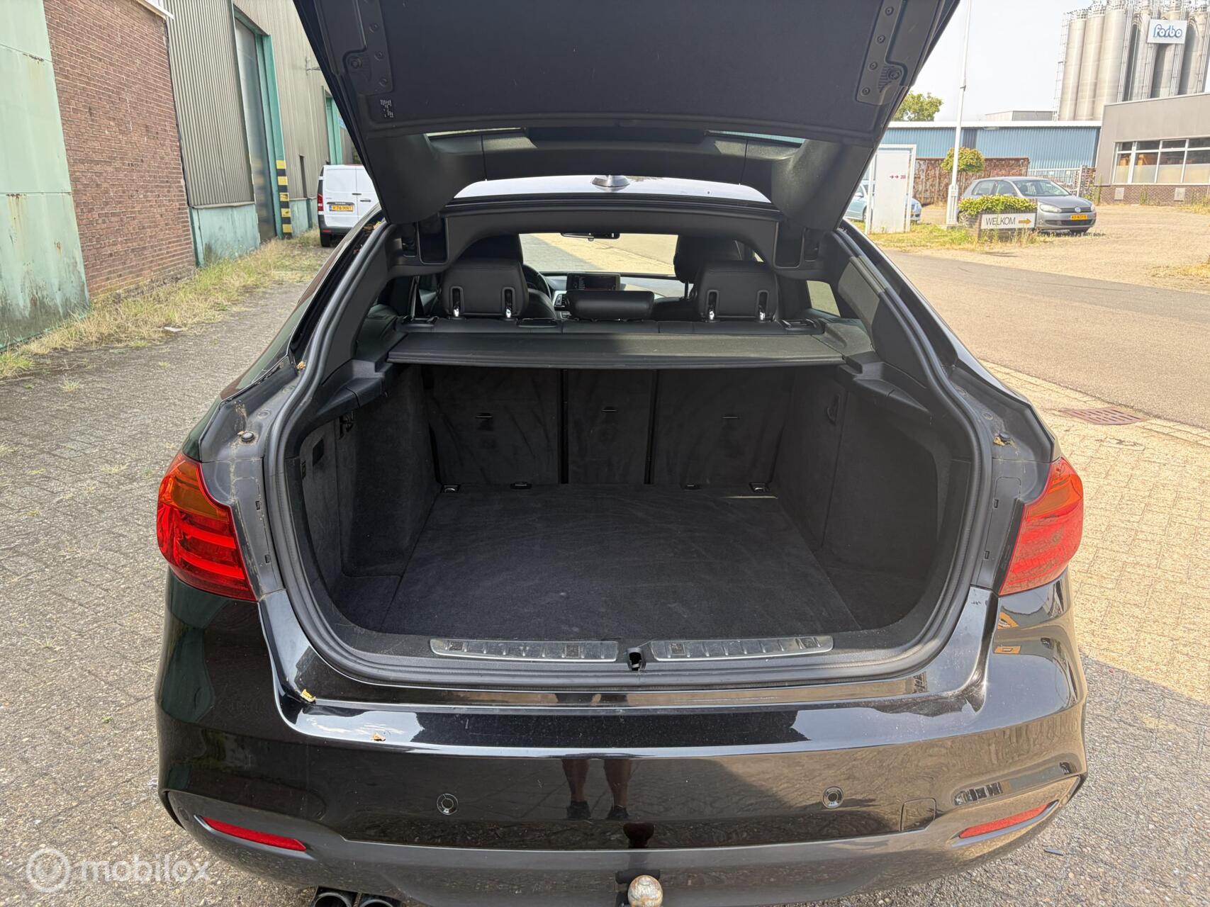 Foto van BMW 328i