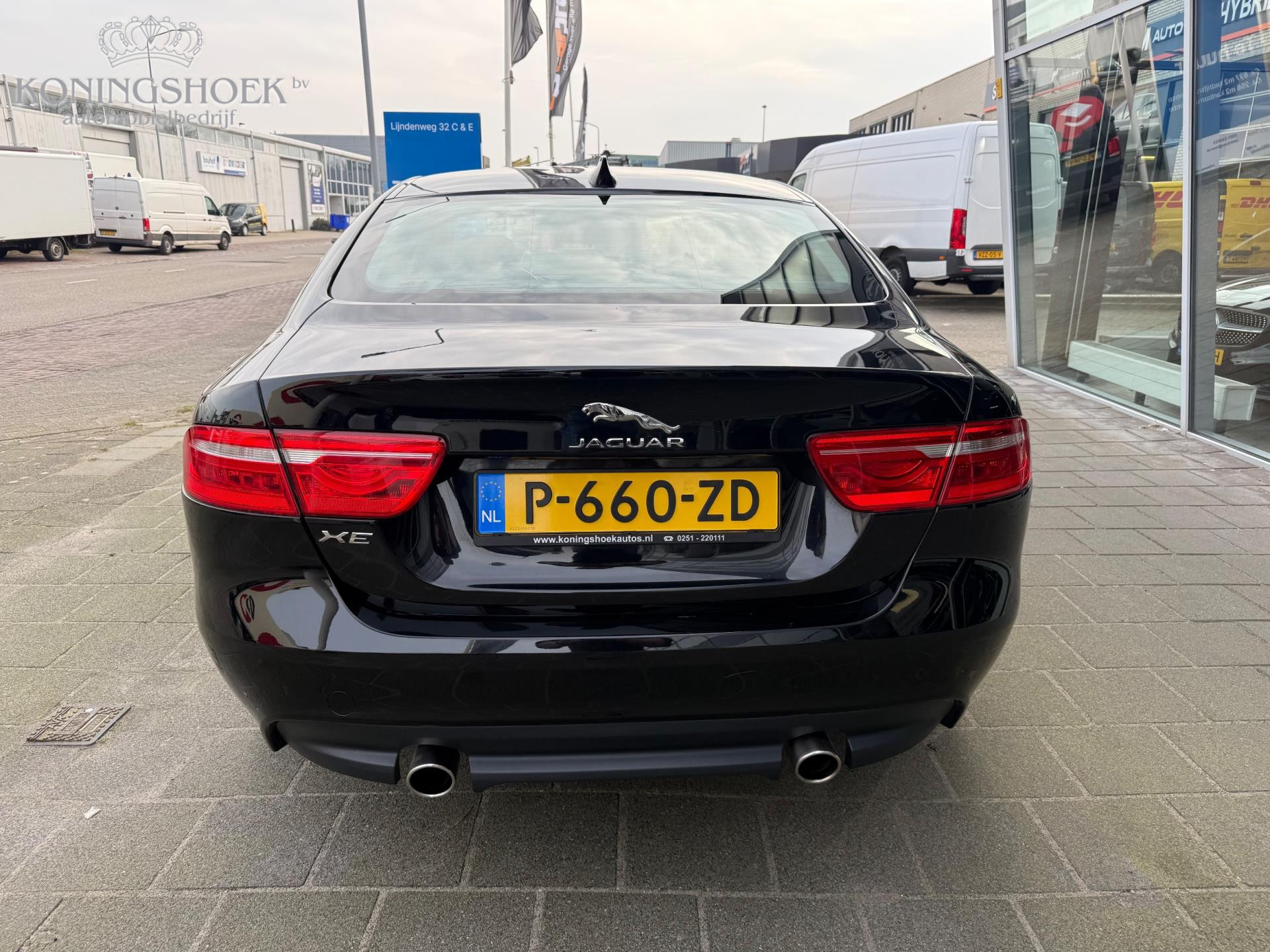 Foto van Jaguar Jaguar Xe
