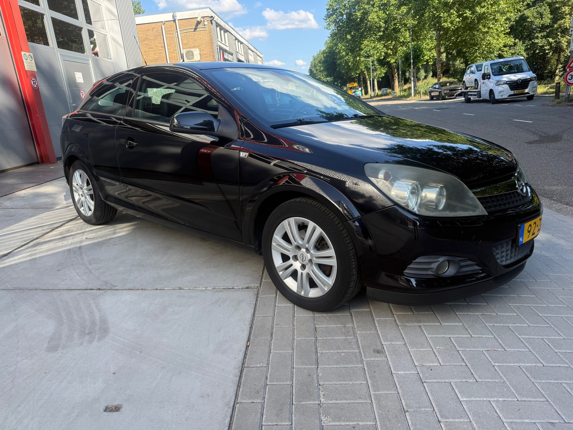 Foto van Opel Astra GTC