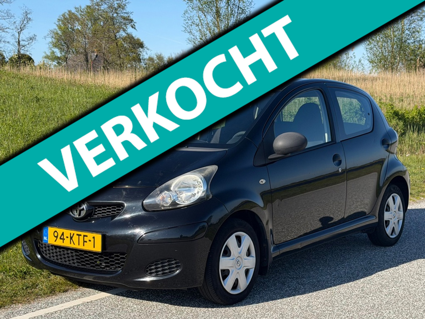 Toyota Toyota Aygo 1.0 - APK - AIRCO - 5DRS - RIJDT GOED 2010 - voorkant