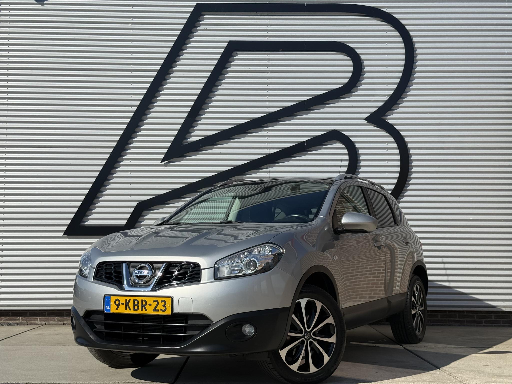 Nissan Nissan Qashqai 1.6 Connect Edition 2013 - voorkant