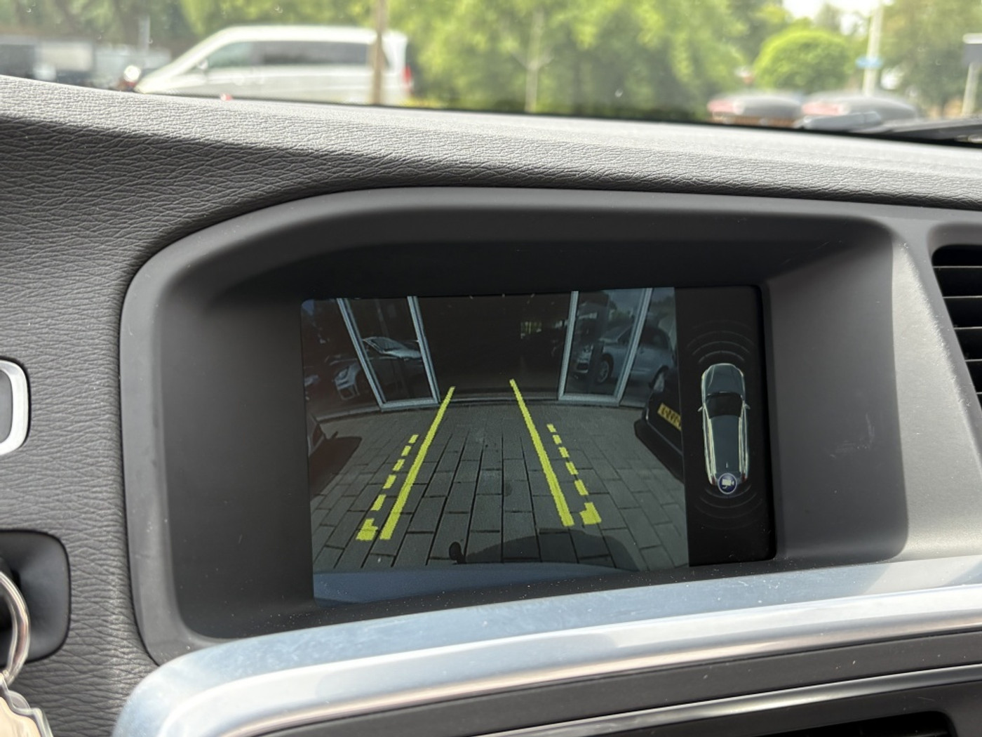 Foto van Volvo V60 Plug In Hybrid