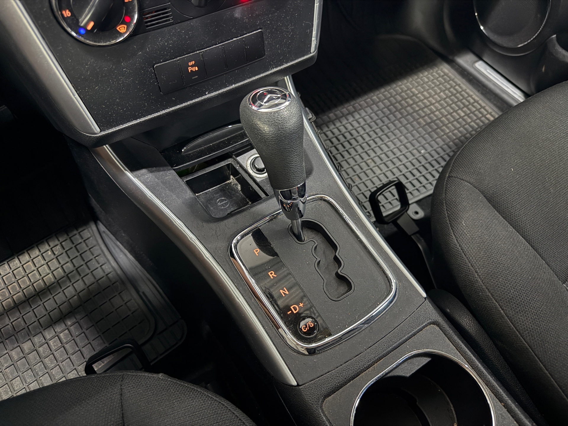 Foto van Mercedes-Benz B 180