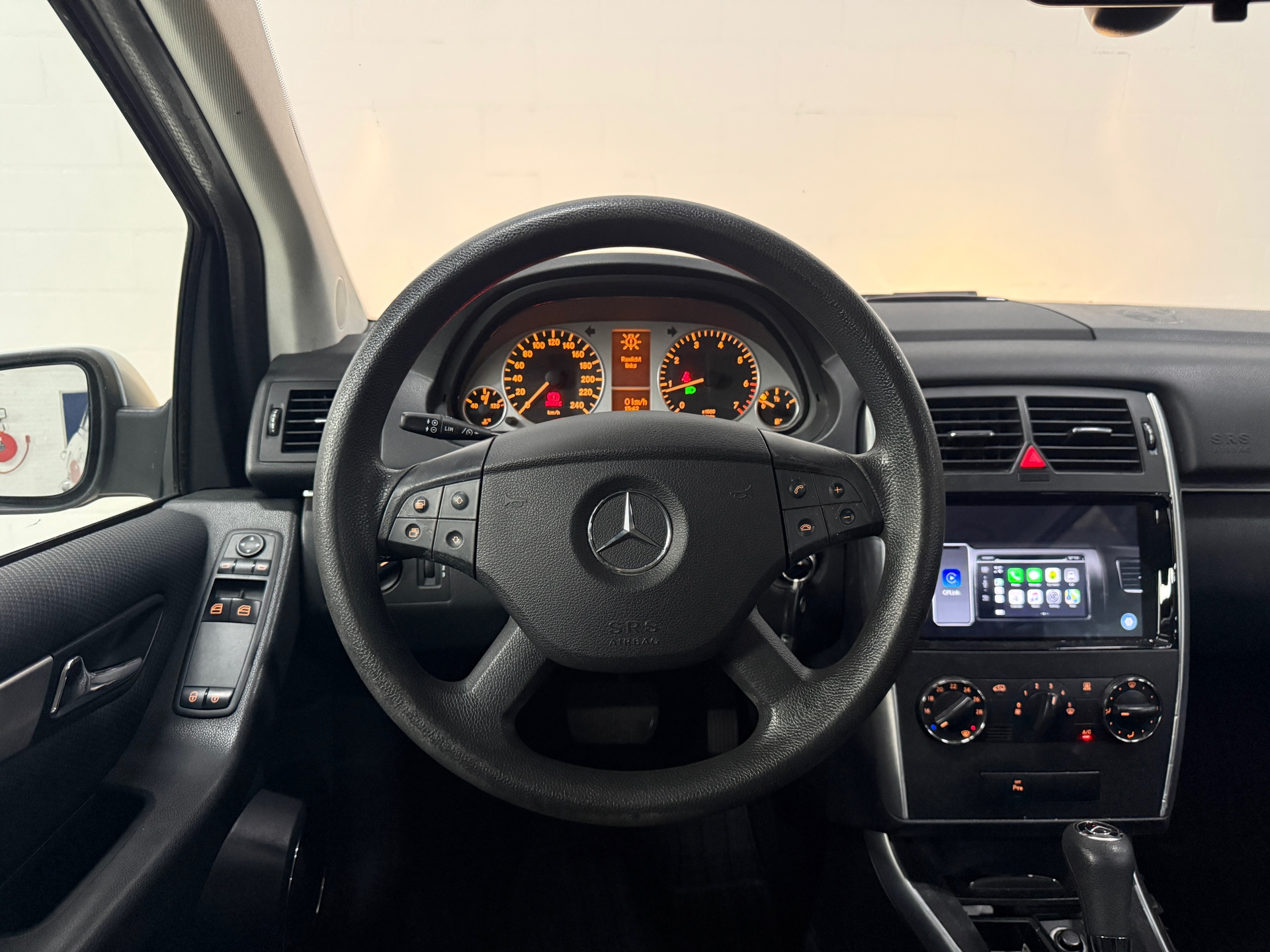 Foto van Mercedes-Benz B 180