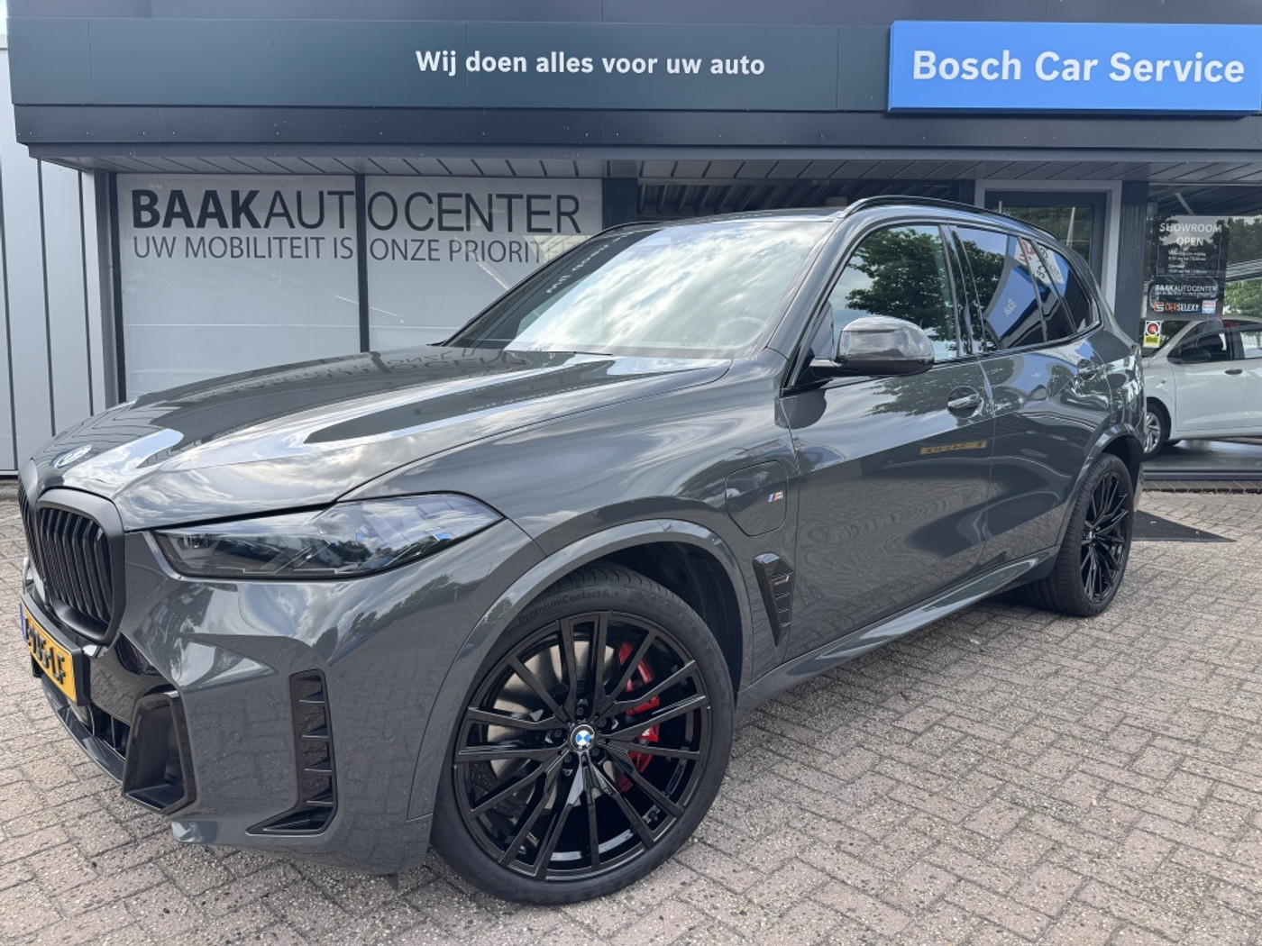 BMW X5 Xdrive50e xDrive50e | Luchtvering | Panoramadak | Trekhaak | Harman/Kardon 2024 - voorkant