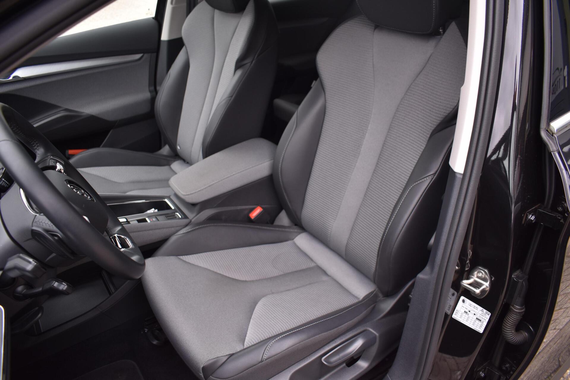 Foto van Skoda Enyaq 80