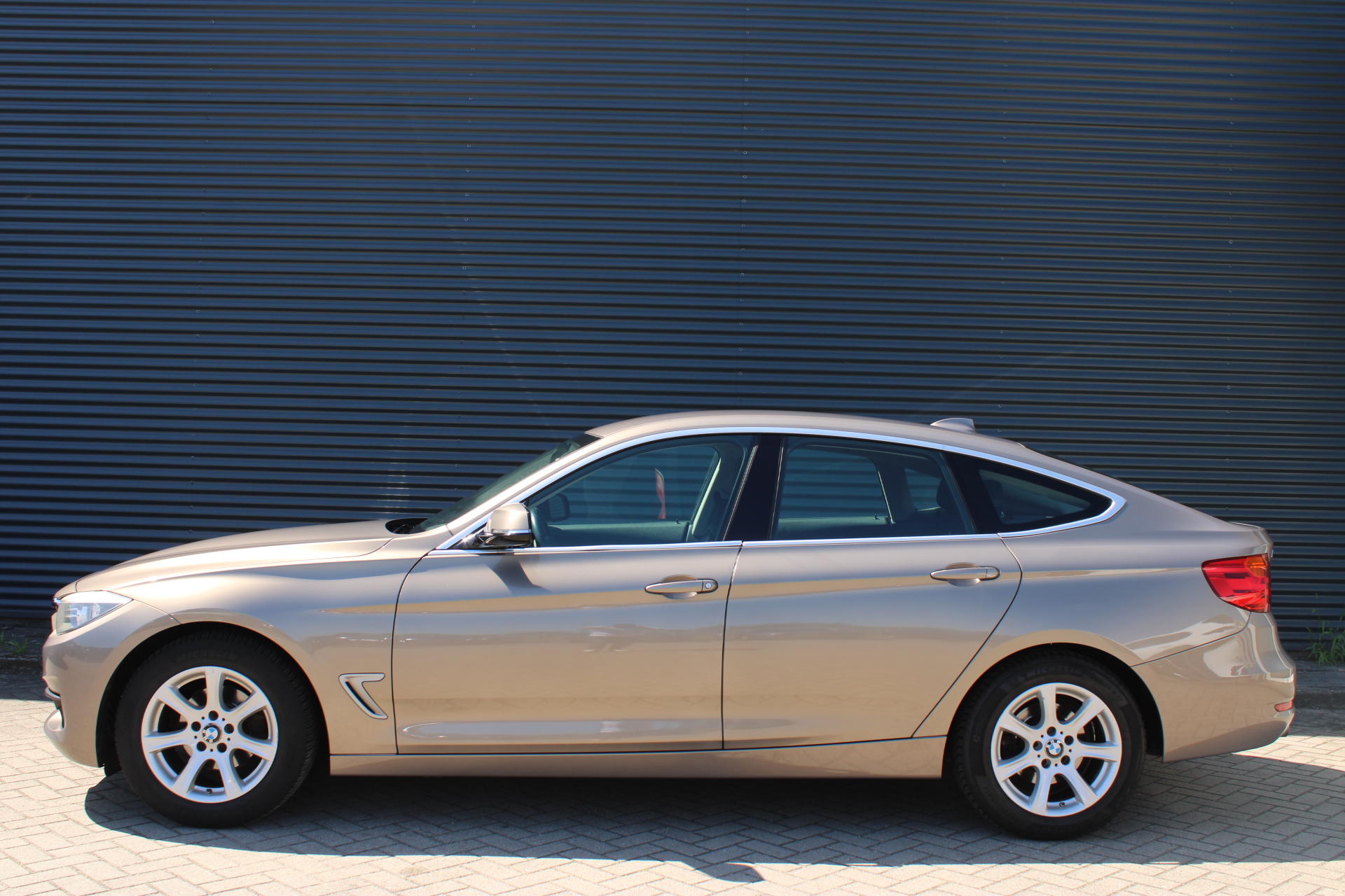 Foto van BMW 320i