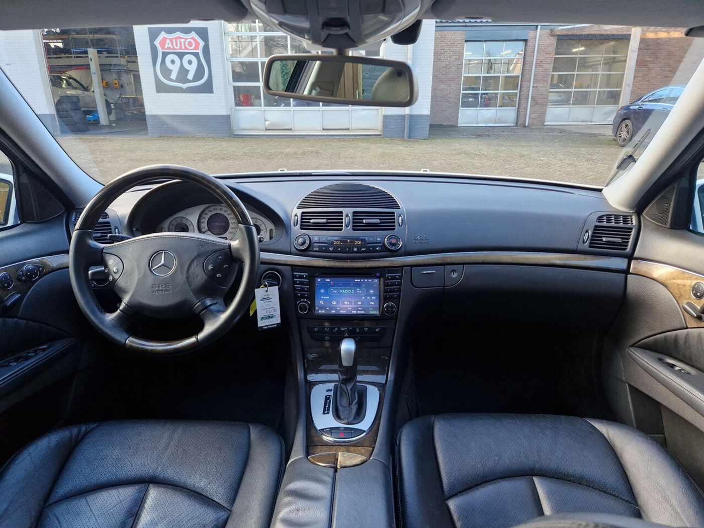 Foto van Mercedes-Benz E 500