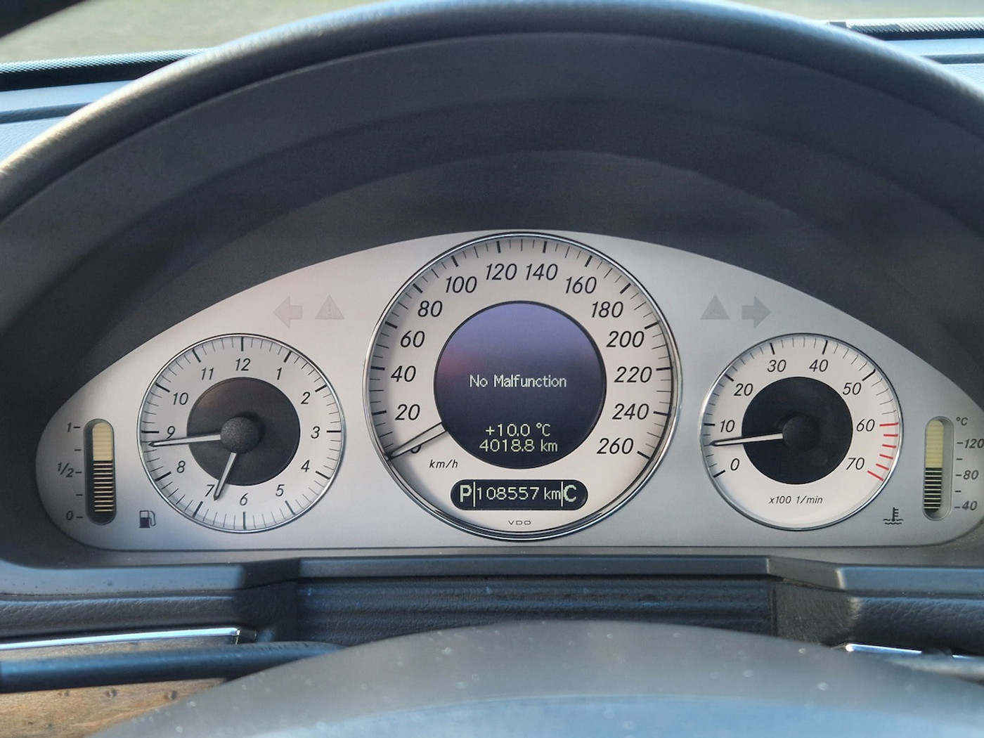 Foto van Mercedes-Benz E 500