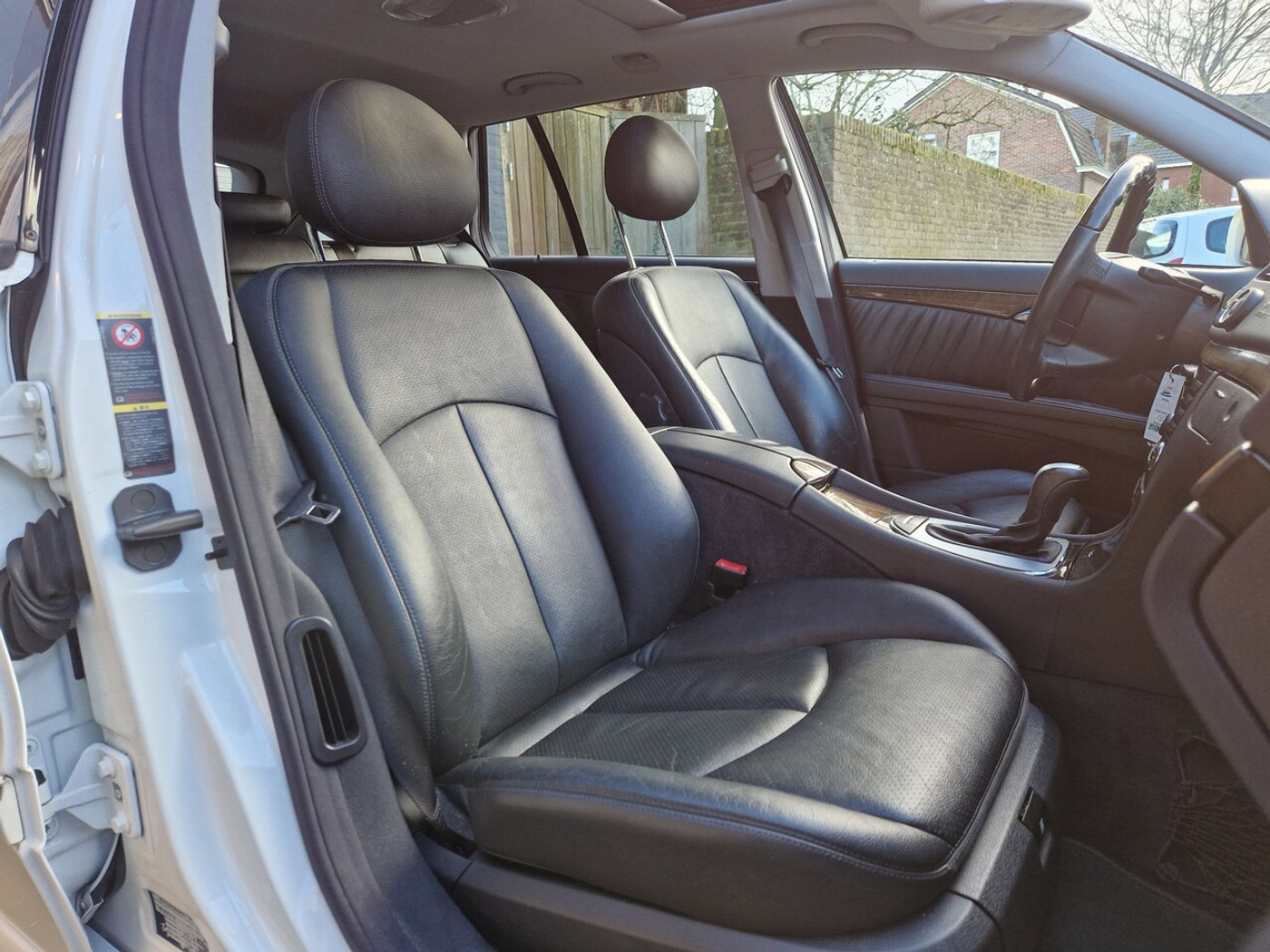 Foto van Mercedes-Benz E 500