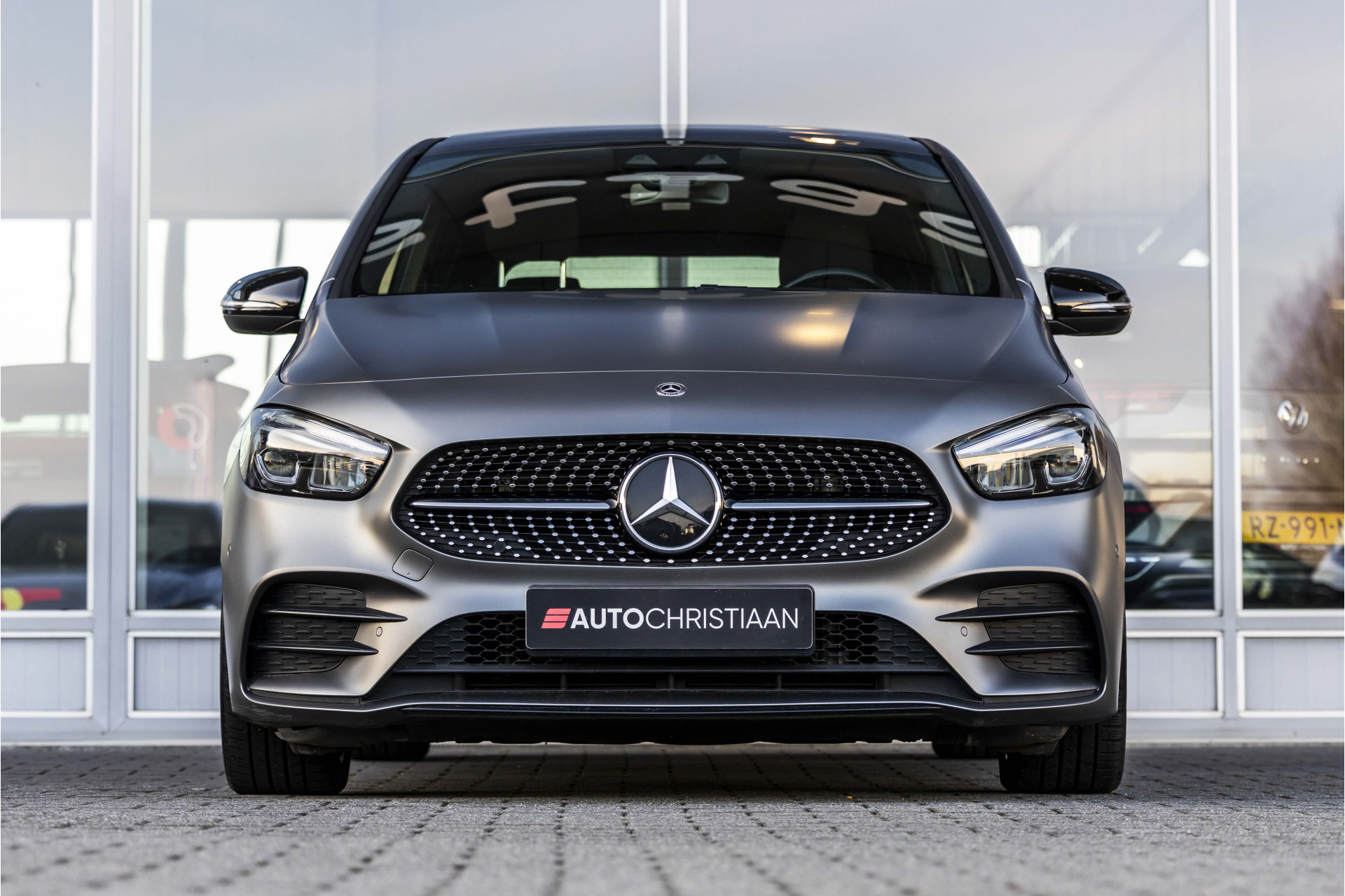 Foto van Mercedes-Benz B 200