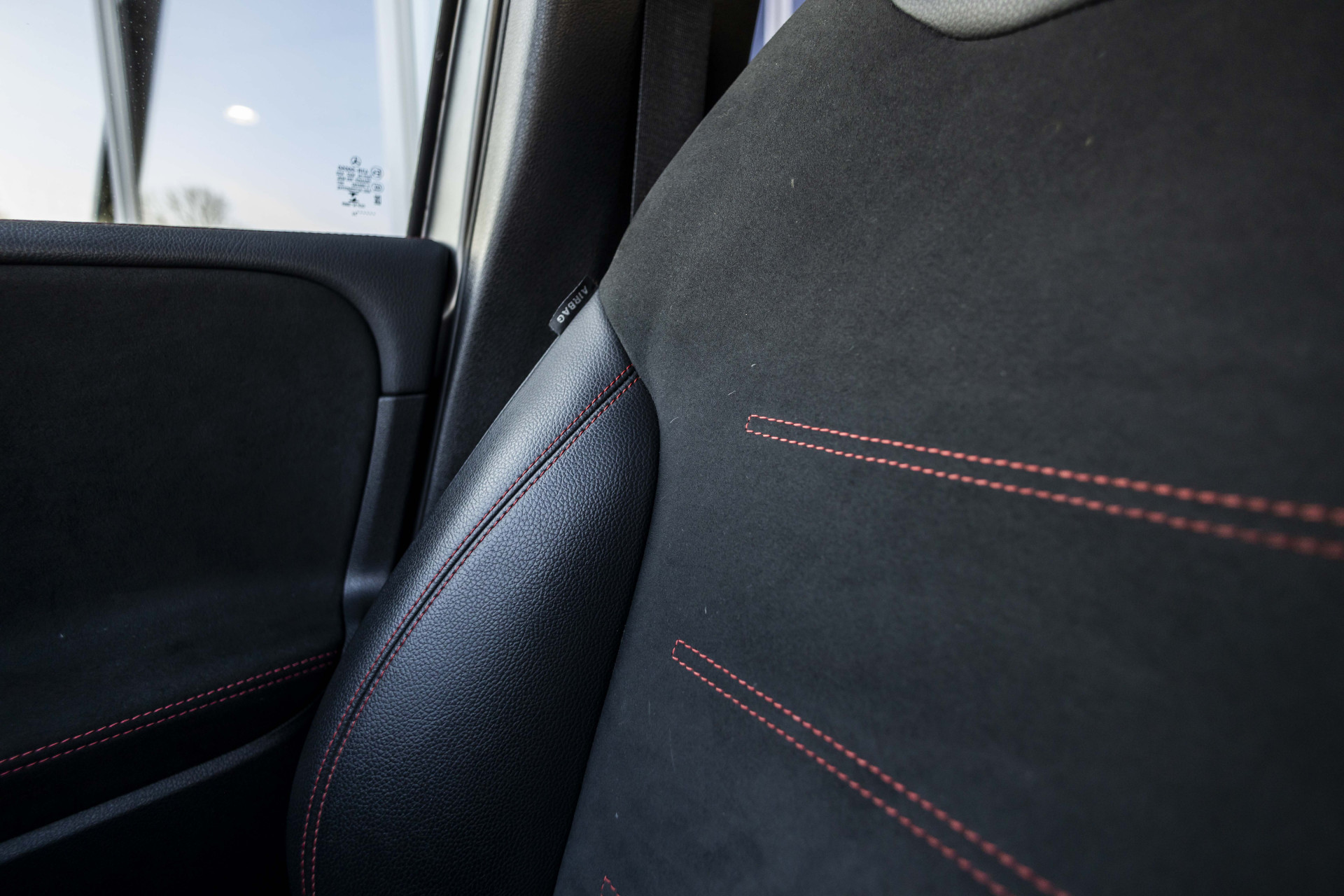 Foto van Mercedes-Benz B 200