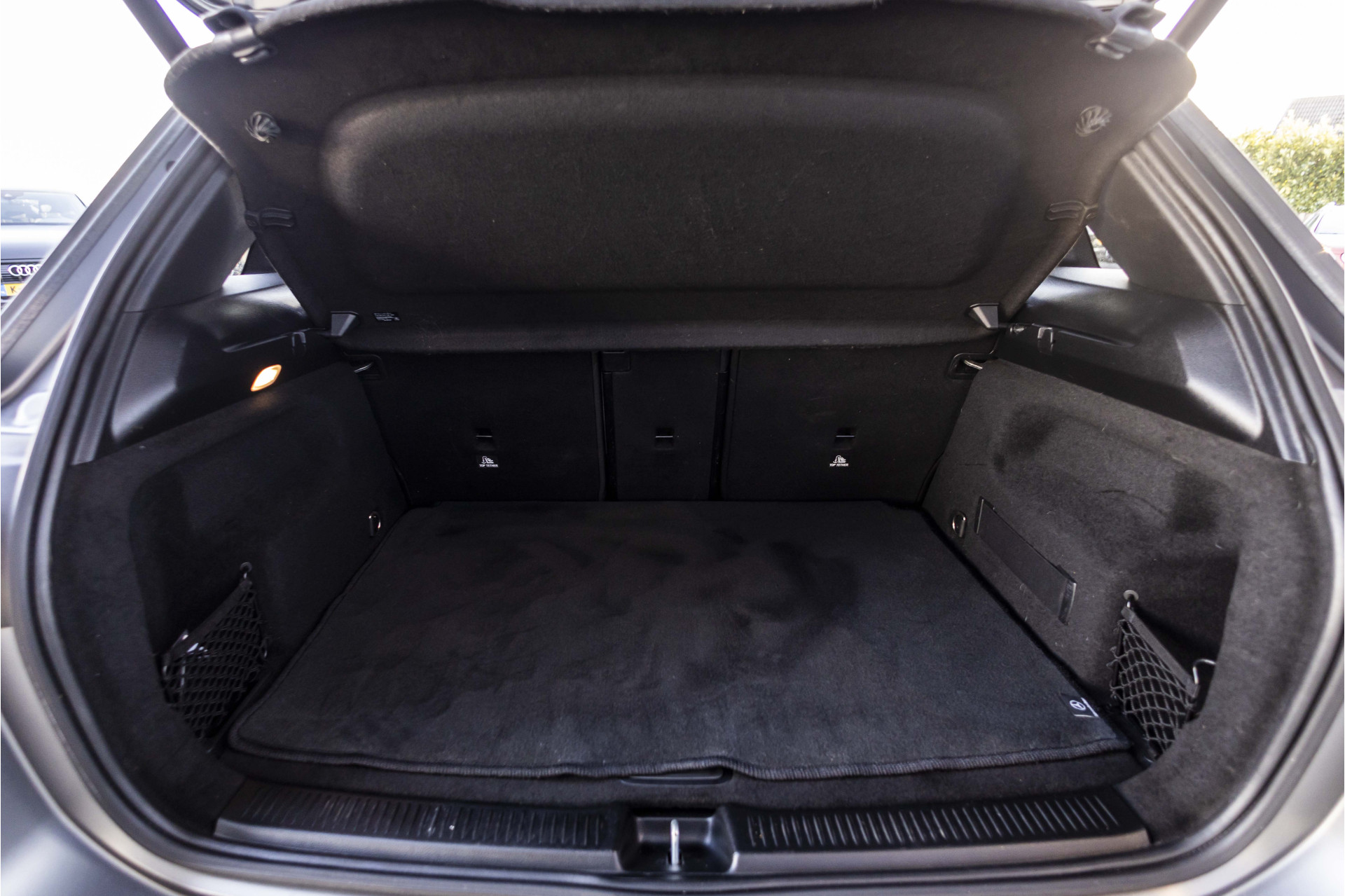 Foto van Mercedes-Benz B 200