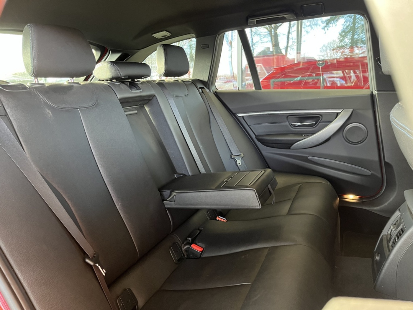 Foto van BMW 318i