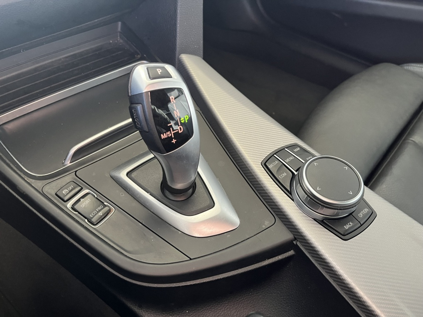 Foto van BMW 318i