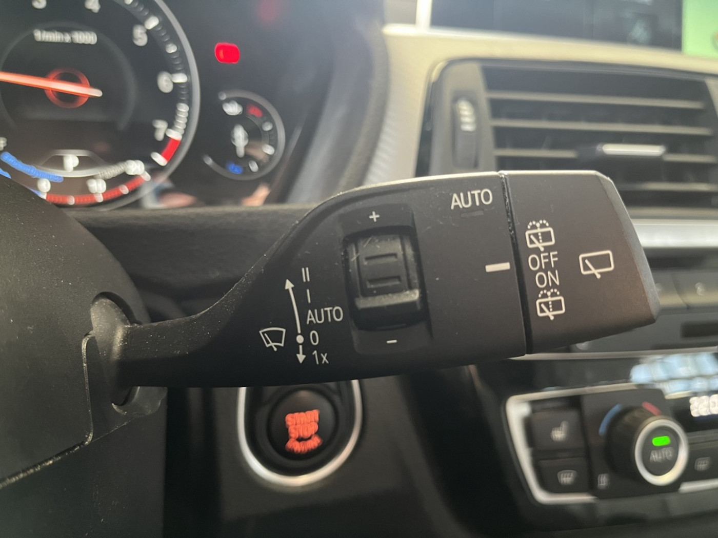 Foto van BMW 318i