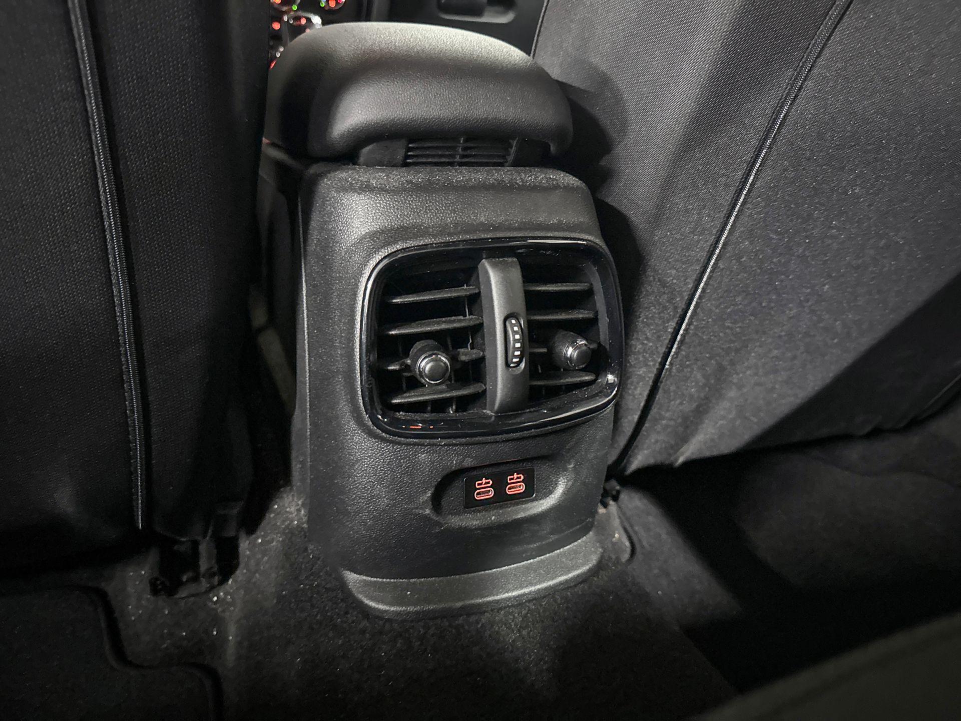 Foto van Mini Clubman Cooper
