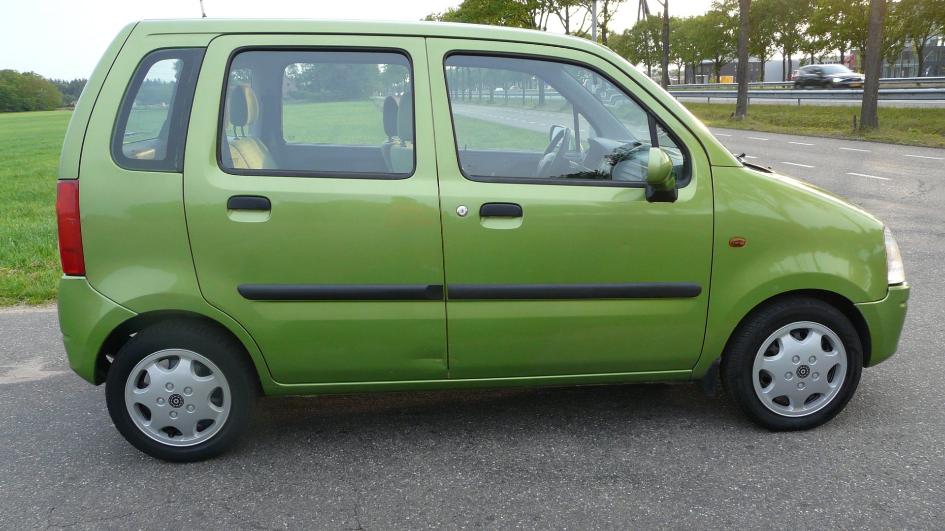 Foto van Opel Agila