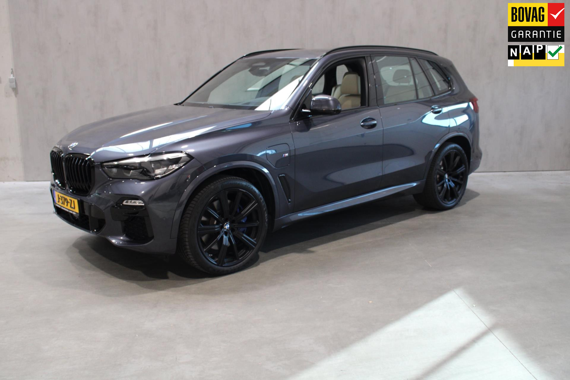 BMW X5 XDrive45e High Executive Orgineel nederlands/Panoramadak/360 Camera Prijs is rijklaar incl bovag 2020 - voorkant