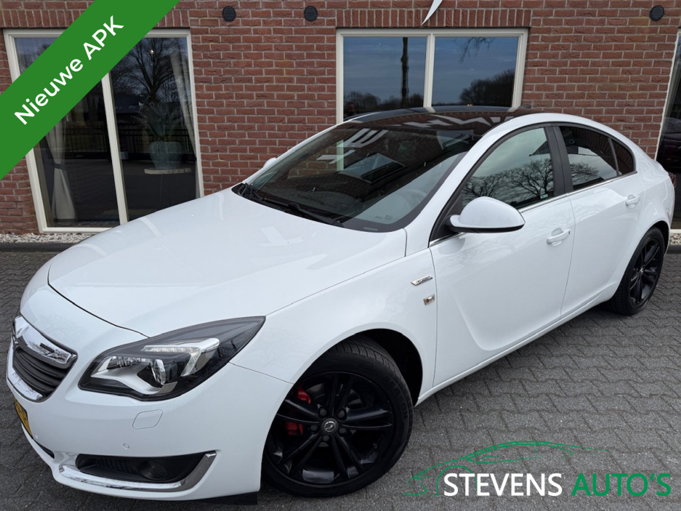 Opel Insignia 1.4 T EcoF. Bns+ 2016 - voorkant