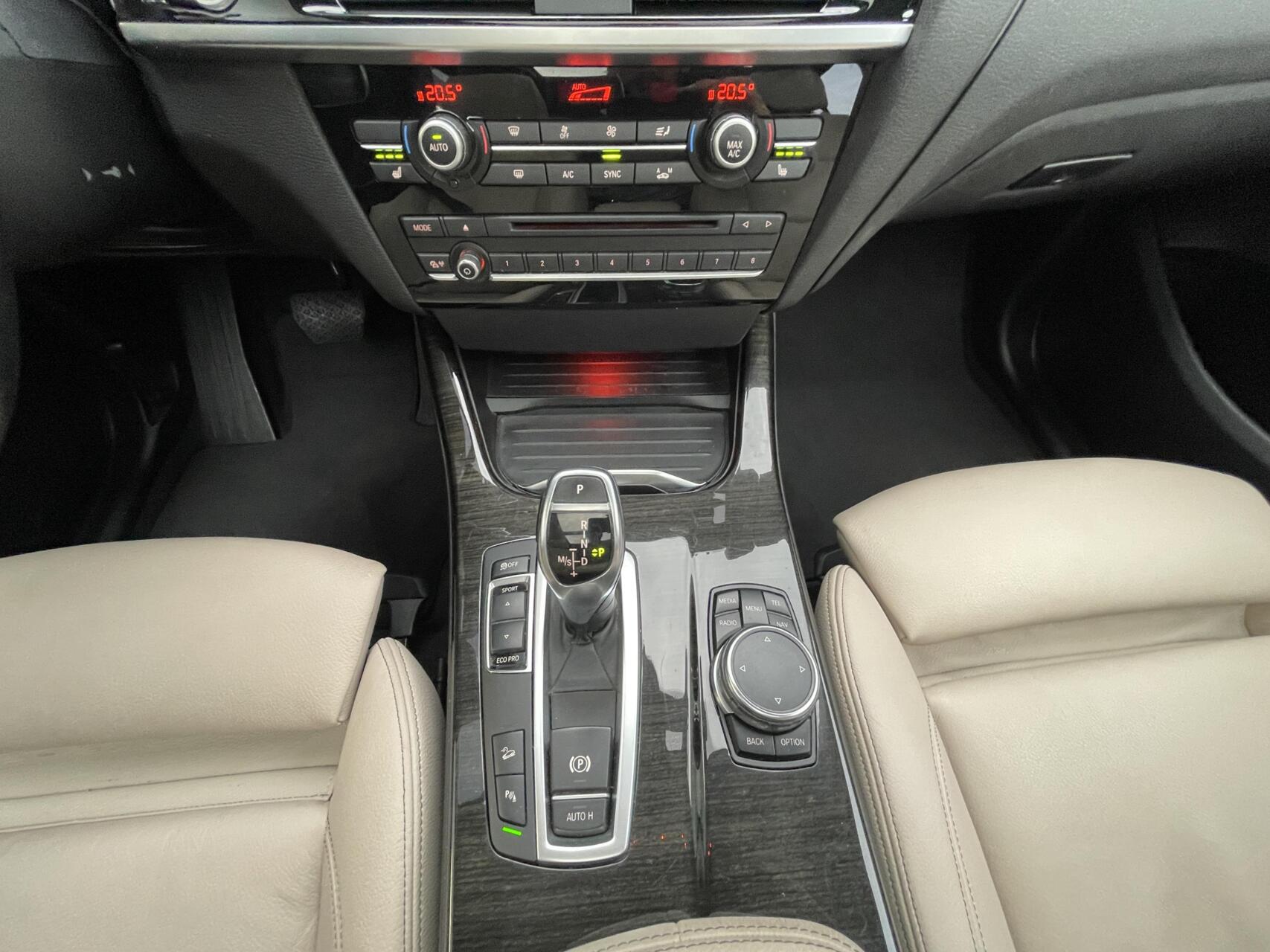 Foto van BMW X3 Xdrive35i
