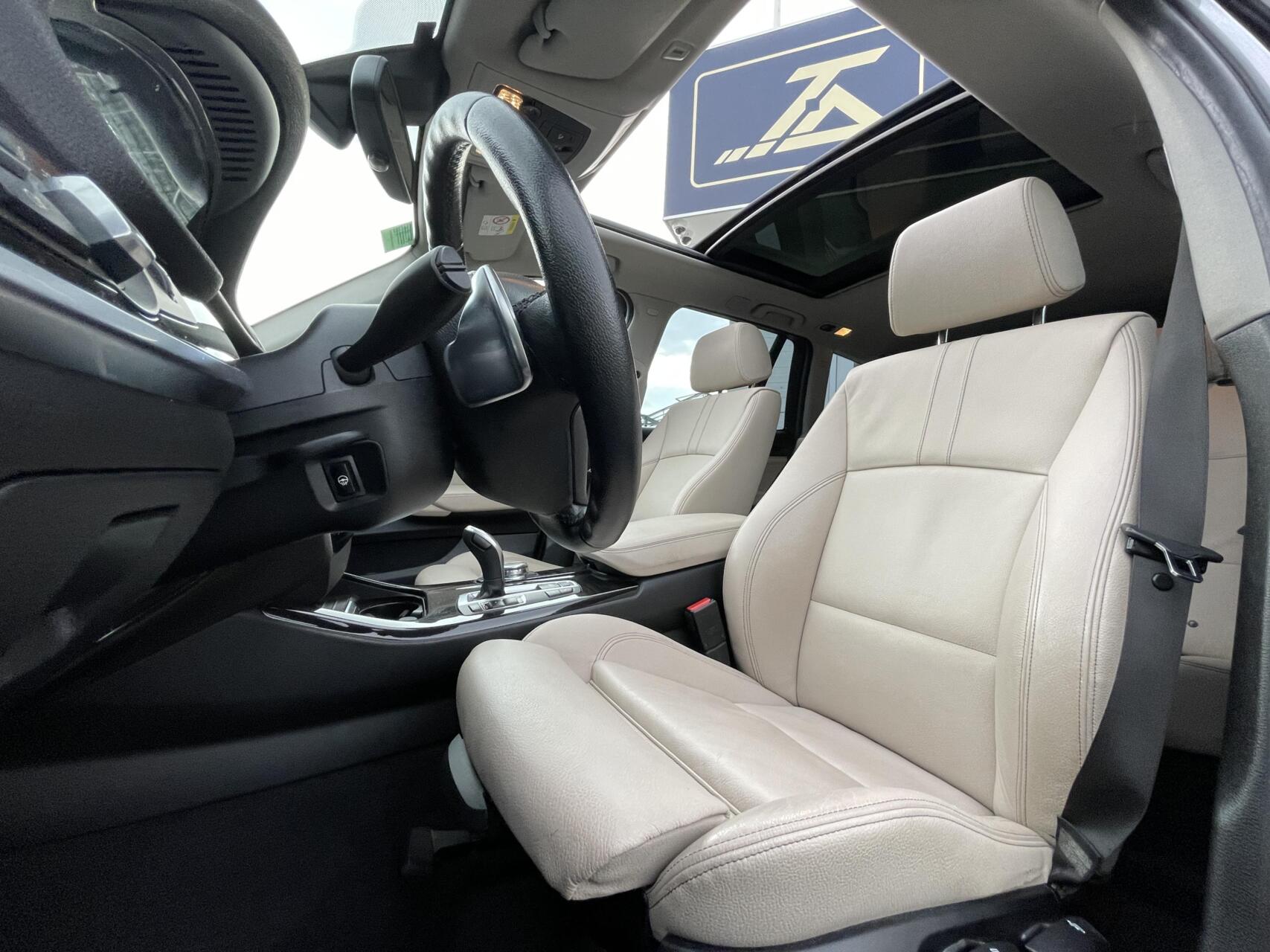 Foto van BMW X3 Xdrive35i