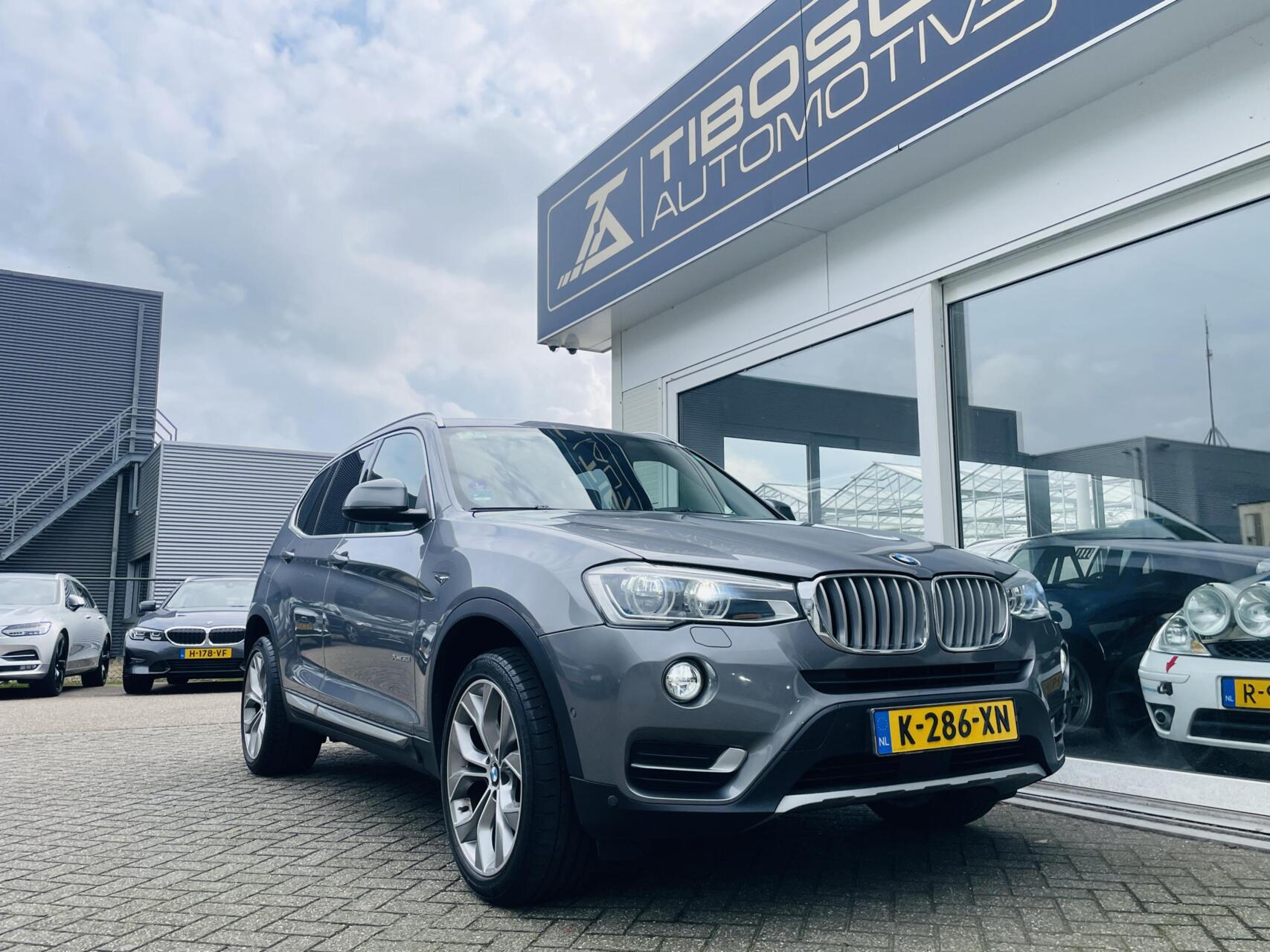 Foto van BMW X3 Xdrive35i