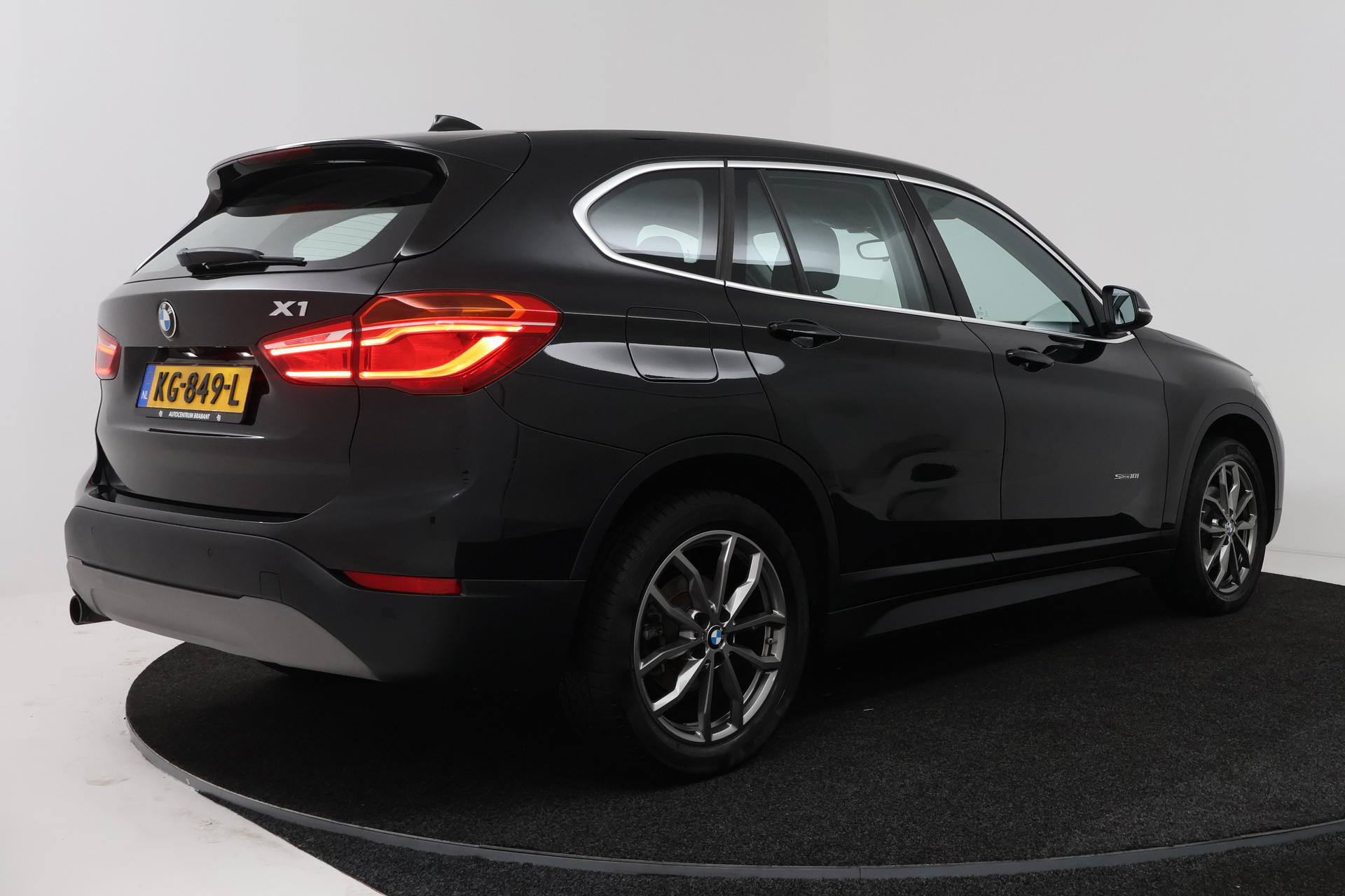 Foto van BMW X1 Sdrive18i