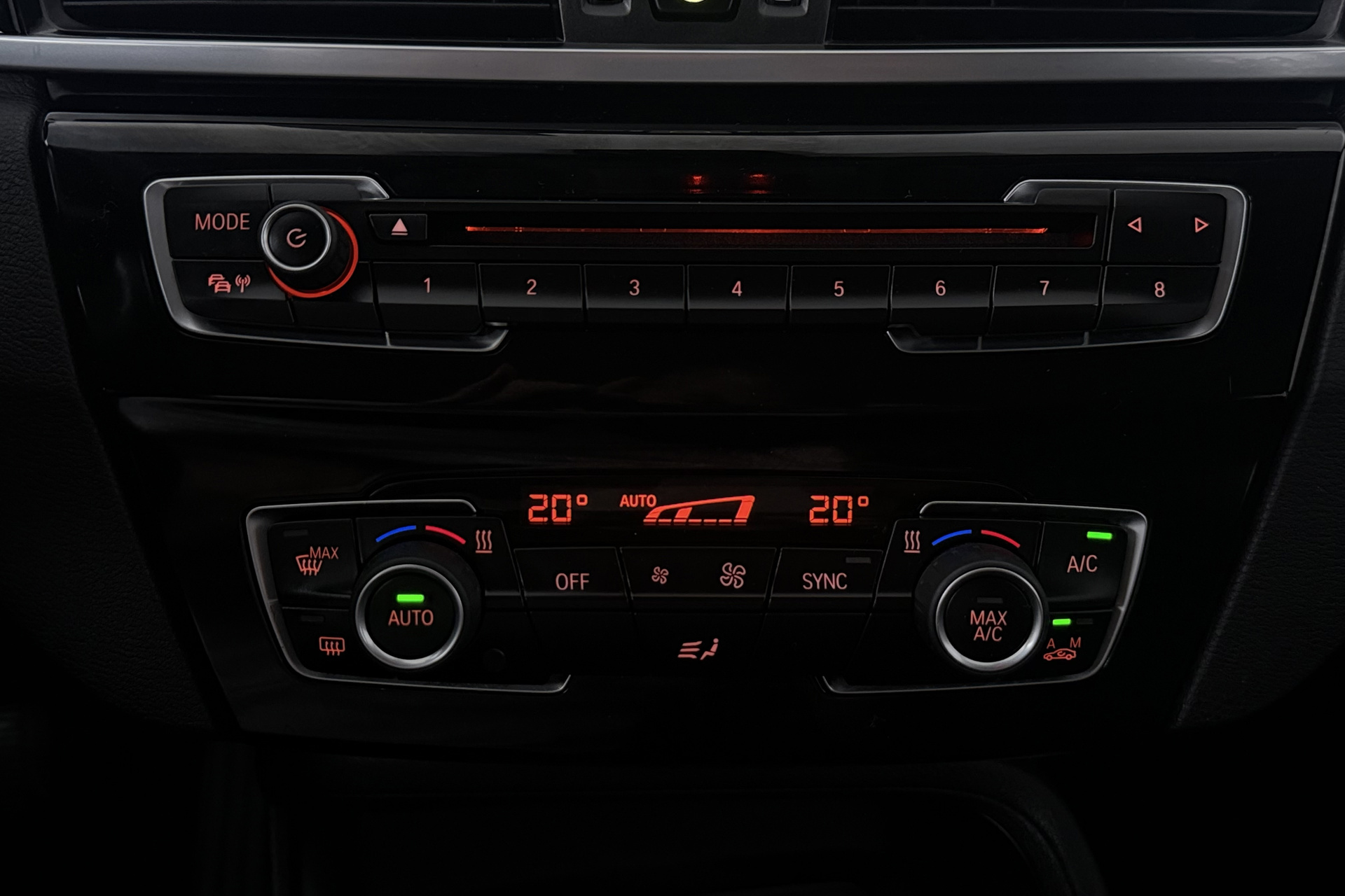 Foto van BMW X1 Sdrive18i