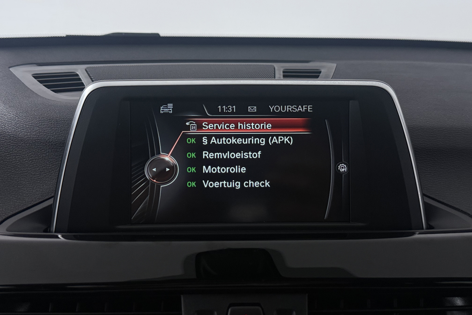 Foto van BMW X1 Sdrive18i