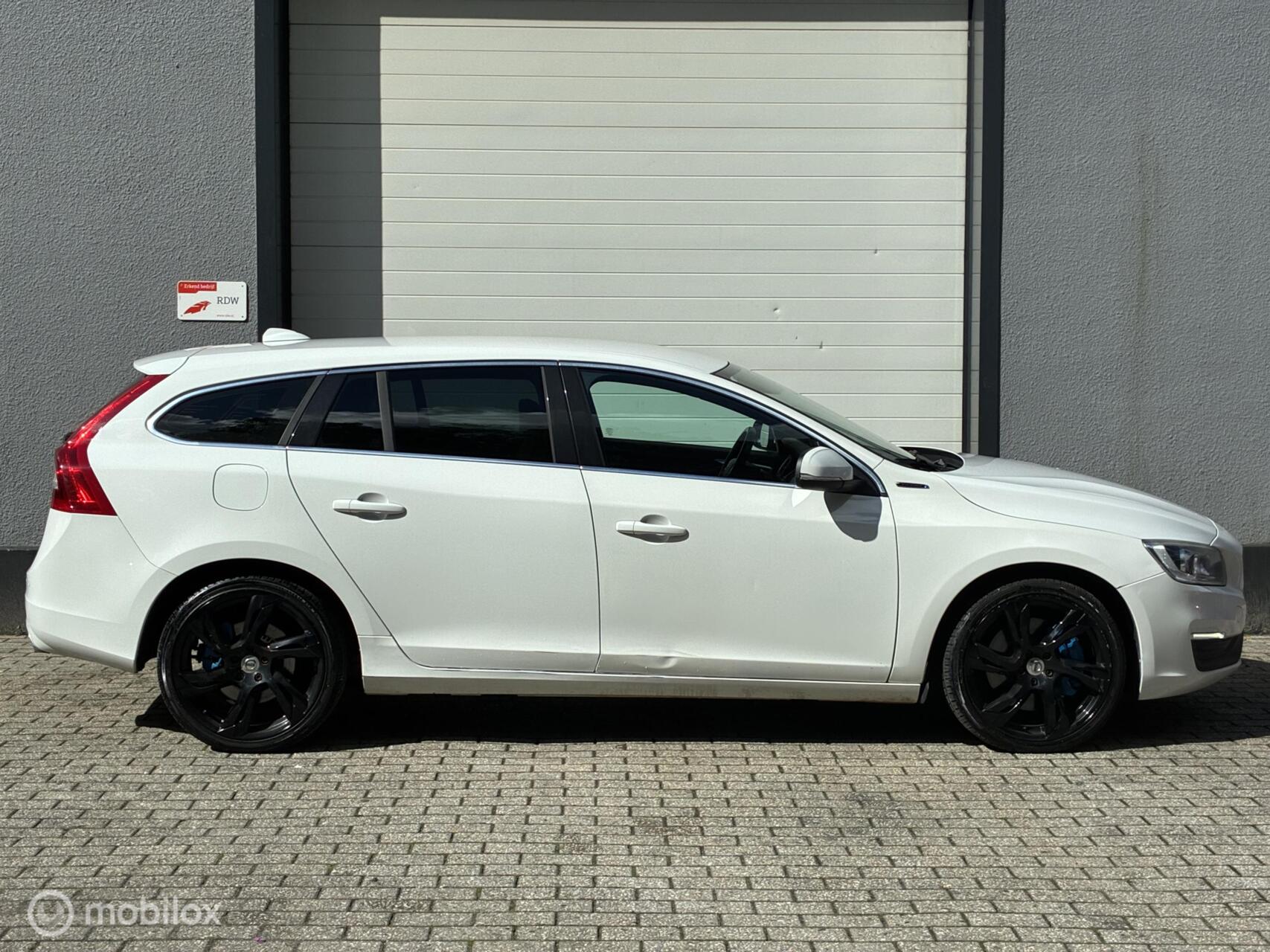 Foto van Volvo V60 Twin Engine