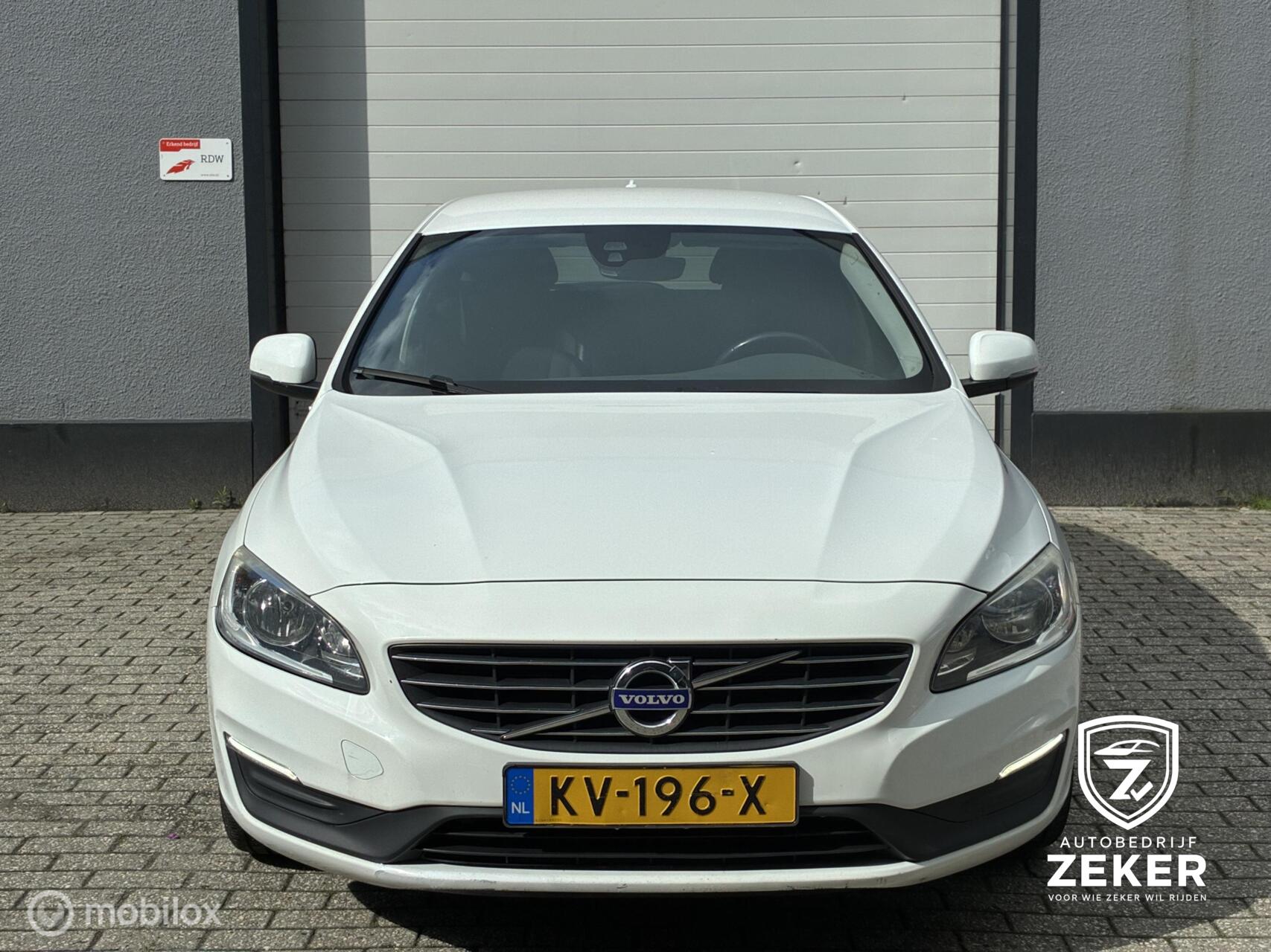 Foto van Volvo V60 Twin Engine