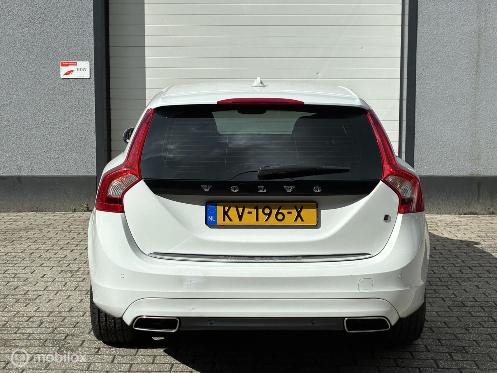 Foto van Volvo V60 Twin Engine
