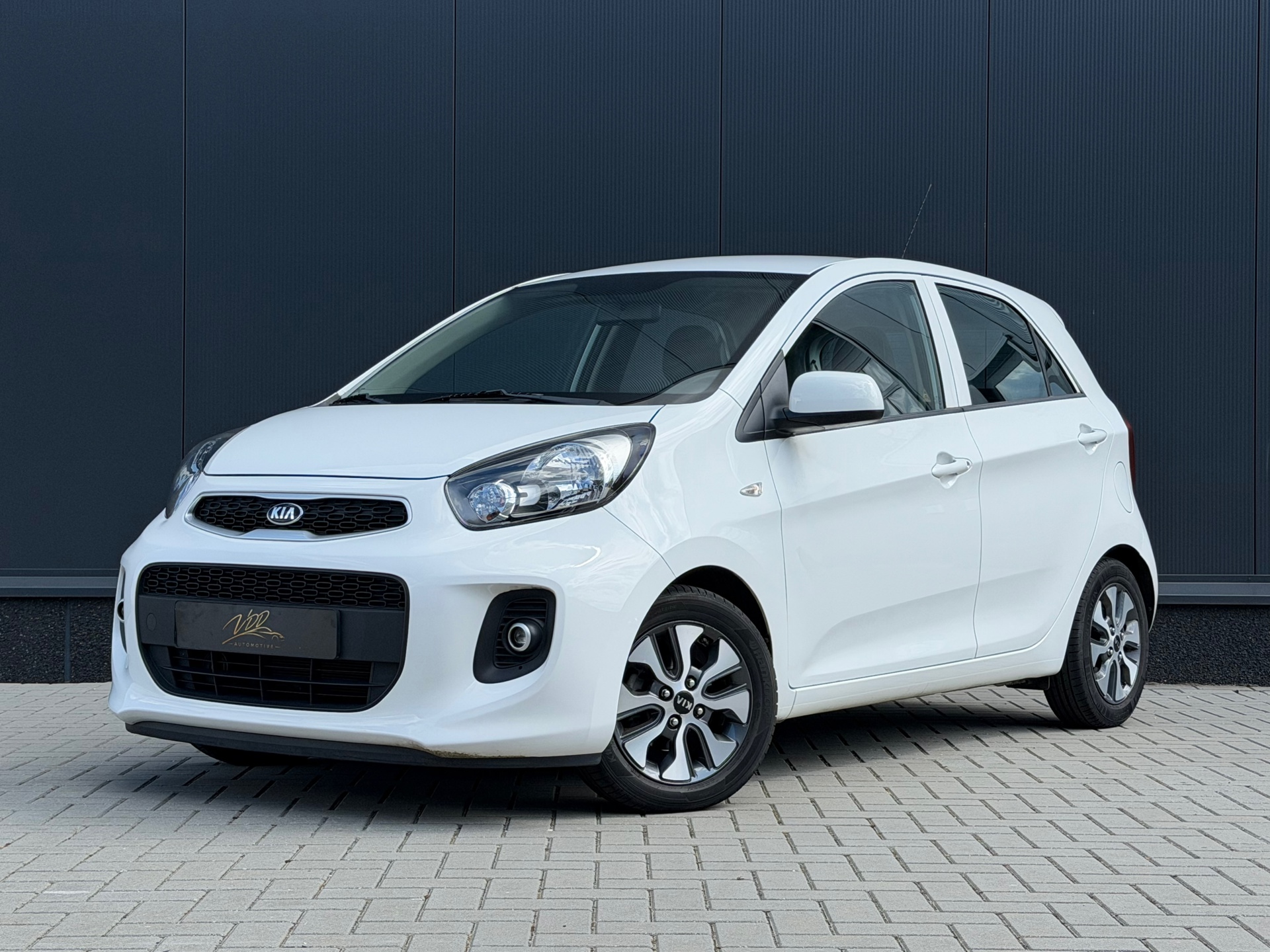 Kia Picanto 1.0 CVVT EconomyPlusLine Camera|Navigaite|Bluetooth|Airco 2017 - voorkant