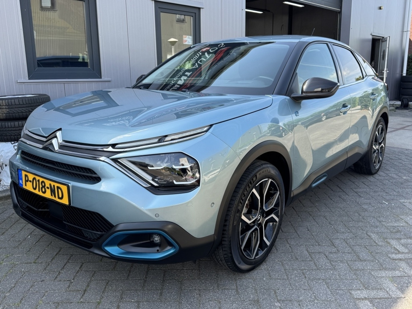 Foto van Citroen E-c4