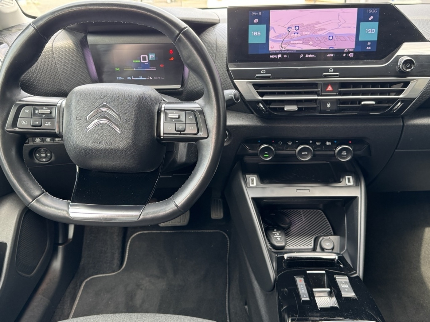 Foto van Citroen E-c4