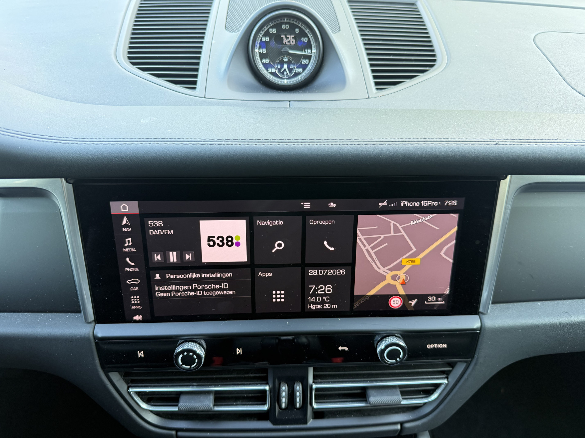 Foto van Porsche Macan T