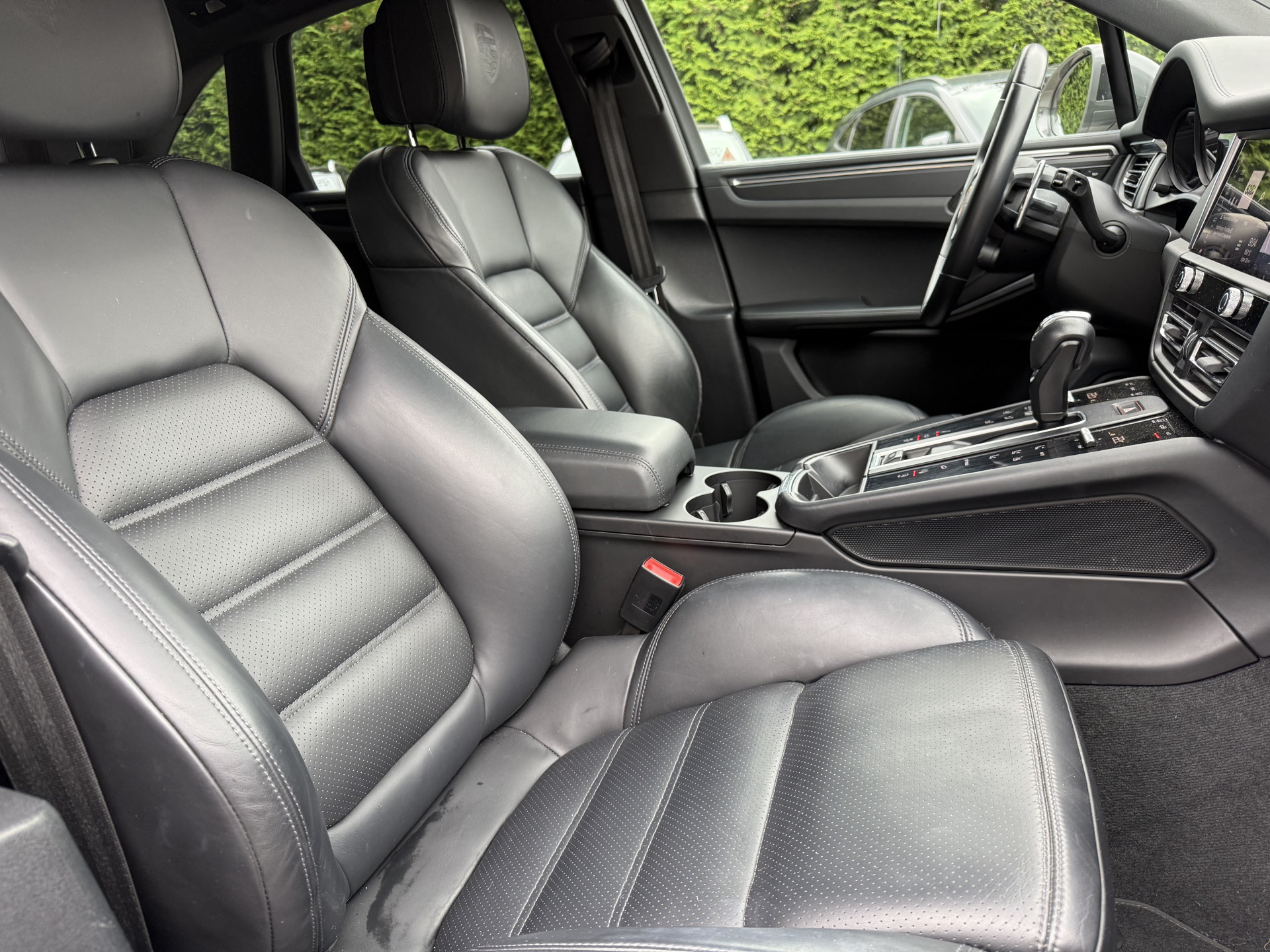 Foto van Porsche Macan T