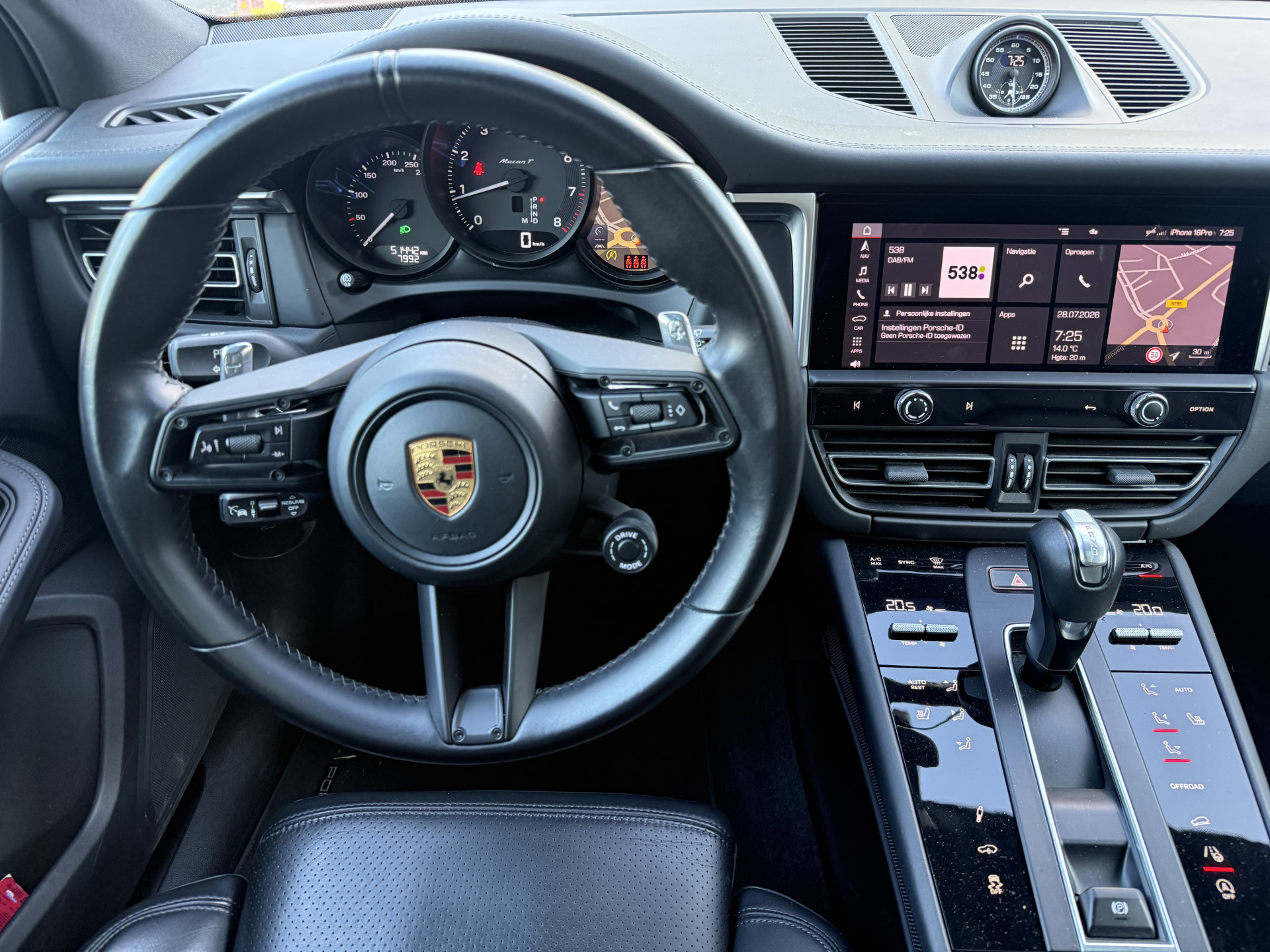 Foto van Porsche Macan T