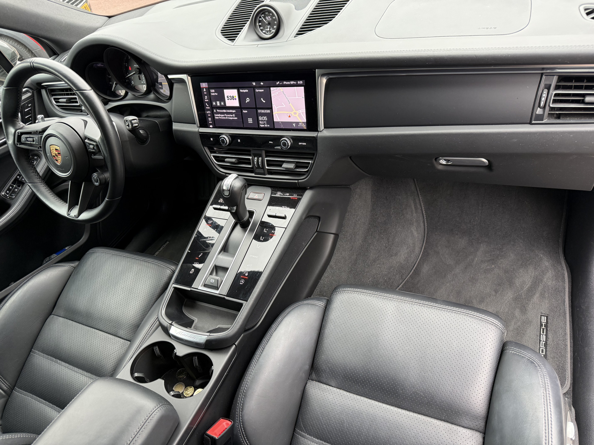 Foto van Porsche Macan T