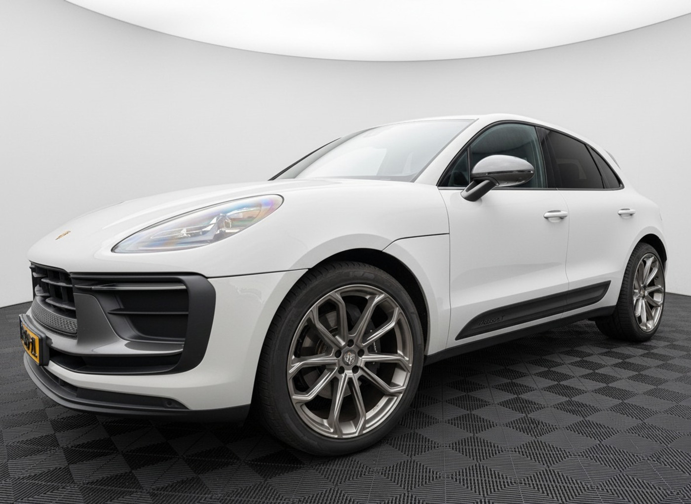 Foto van Porsche Macan T