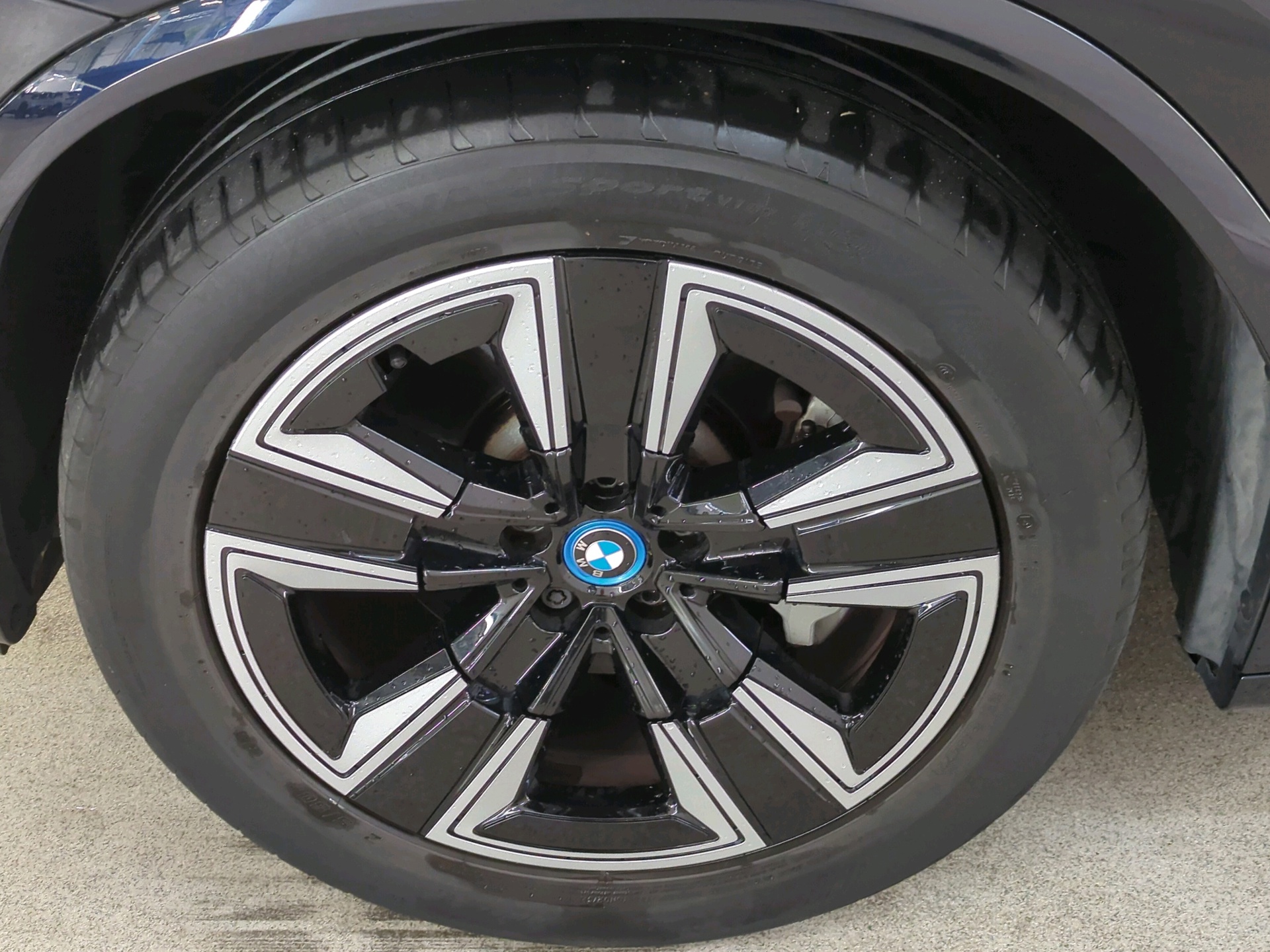 Foto van BMW Ix3