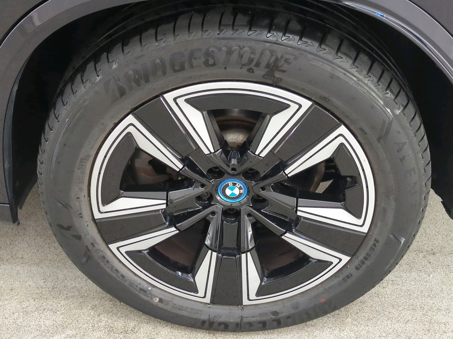 Foto van BMW Ix3