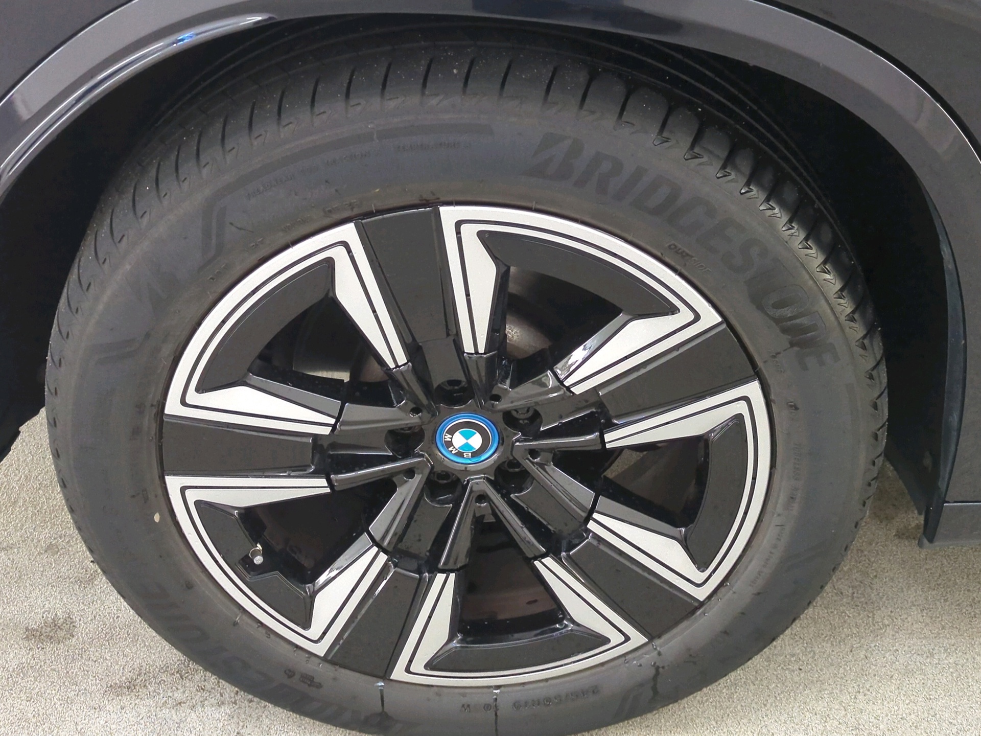 Foto van BMW Ix3
