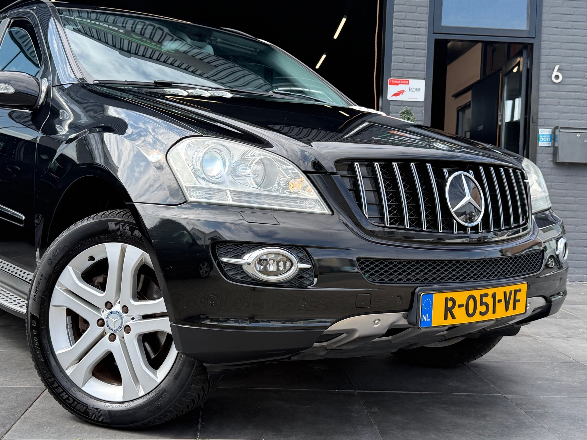 Foto van Mercedes-Benz ML 350