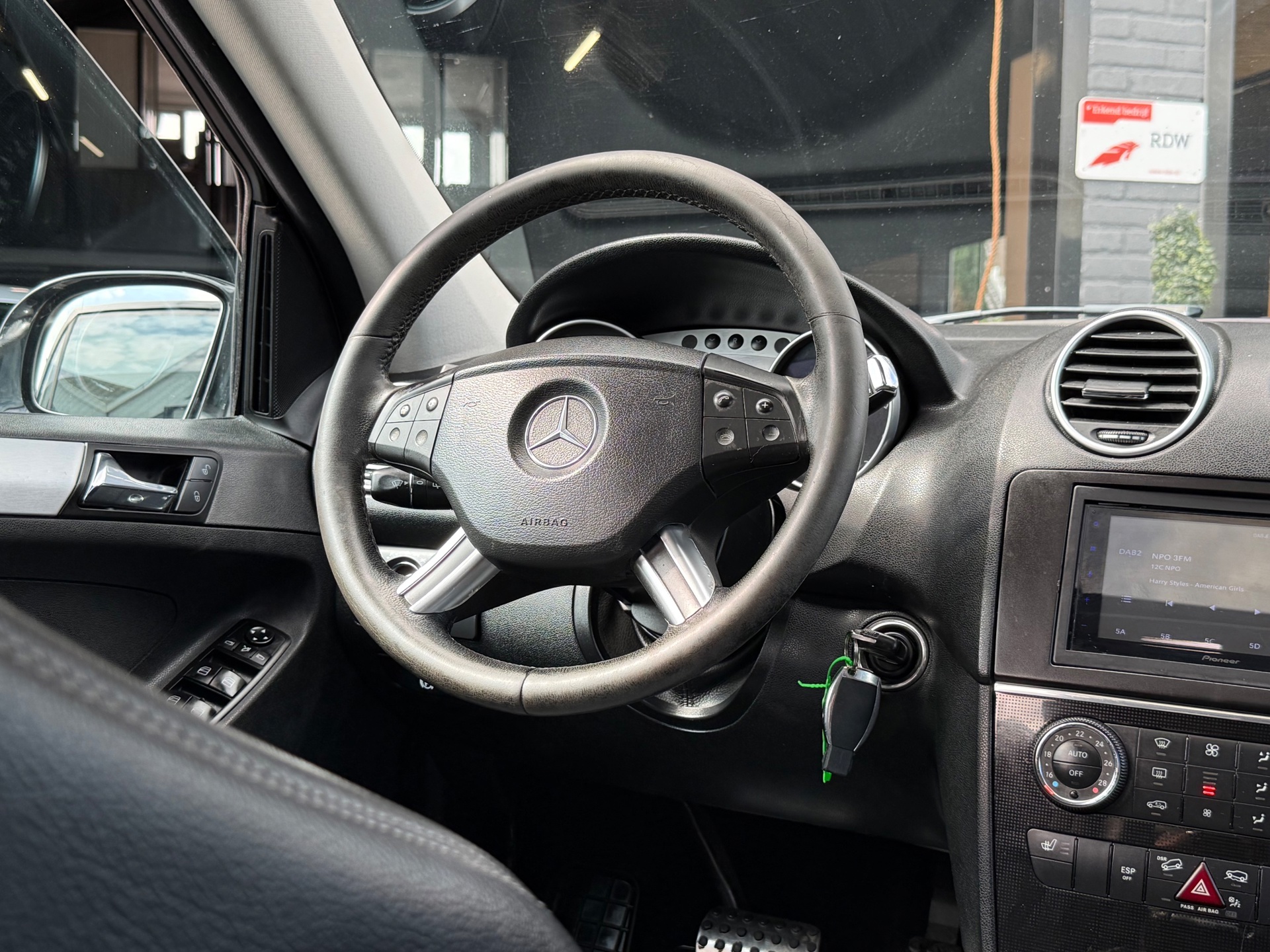 Foto van Mercedes-Benz ML 350
