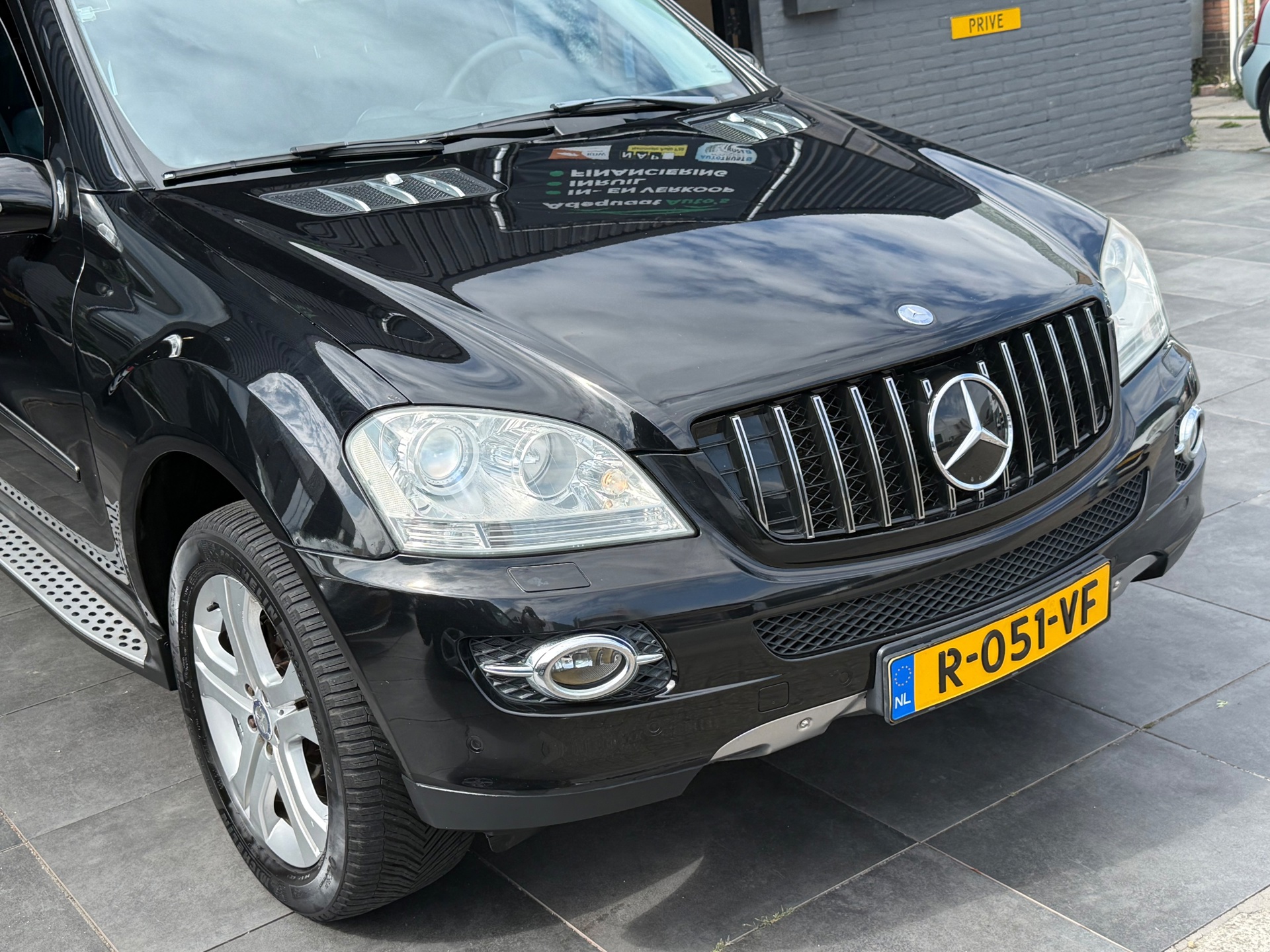 Foto van Mercedes-Benz ML 350