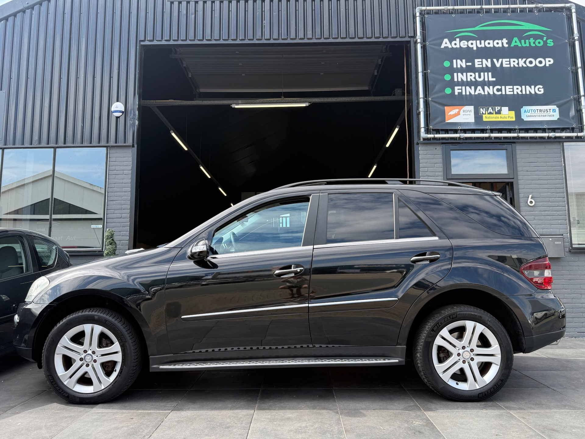 Foto van Mercedes-Benz ML 350