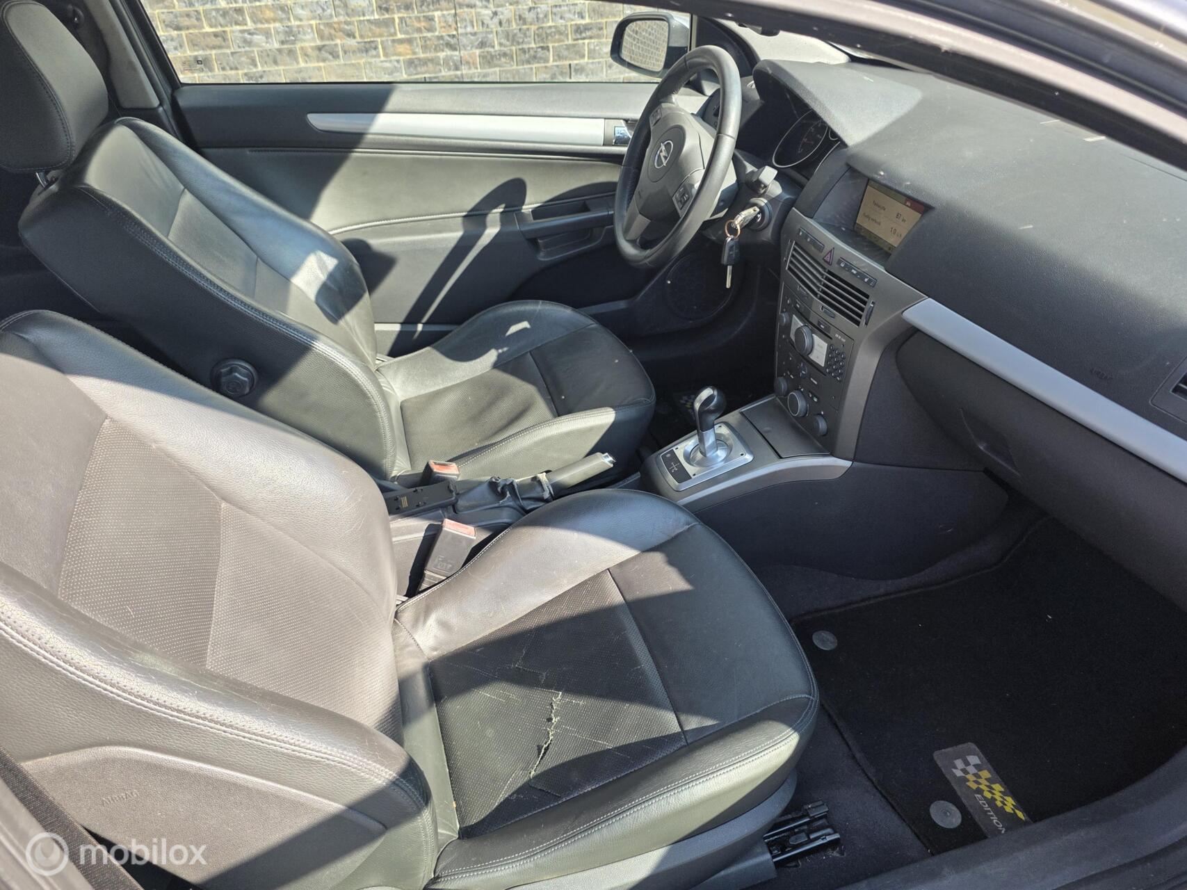 Foto van Opel Astra GTC