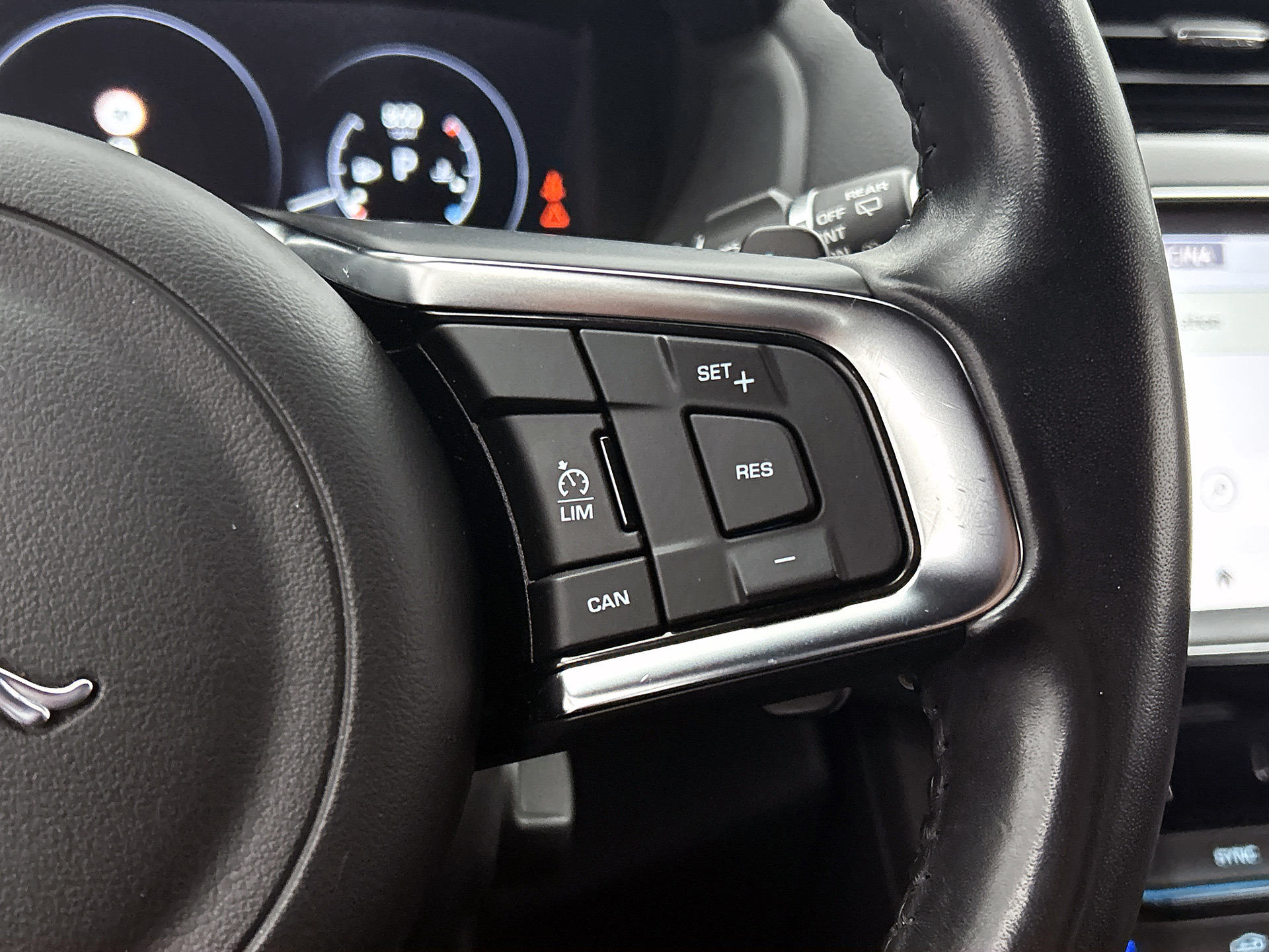 Foto van Jaguar Jaguar F-pace